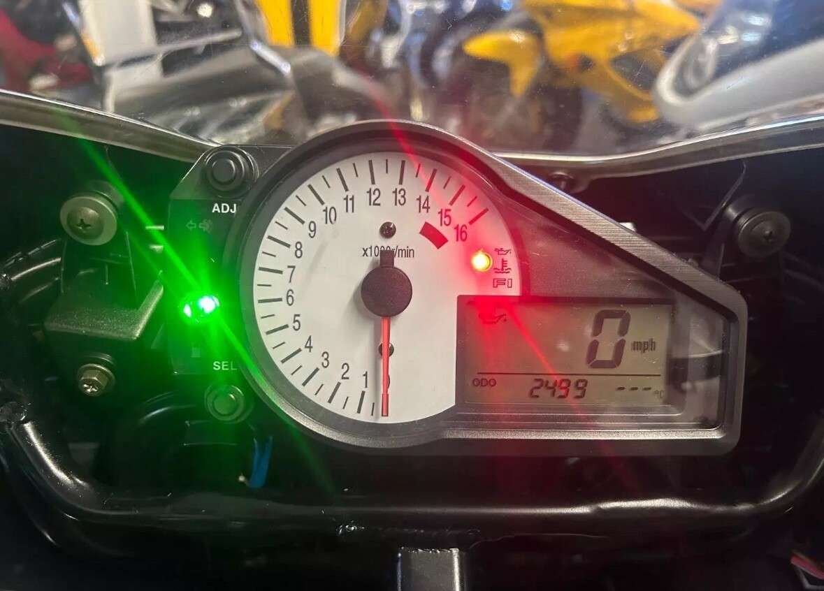 2003 SUZUKI GSXR 600 2003 SUZUKI GSXR 600