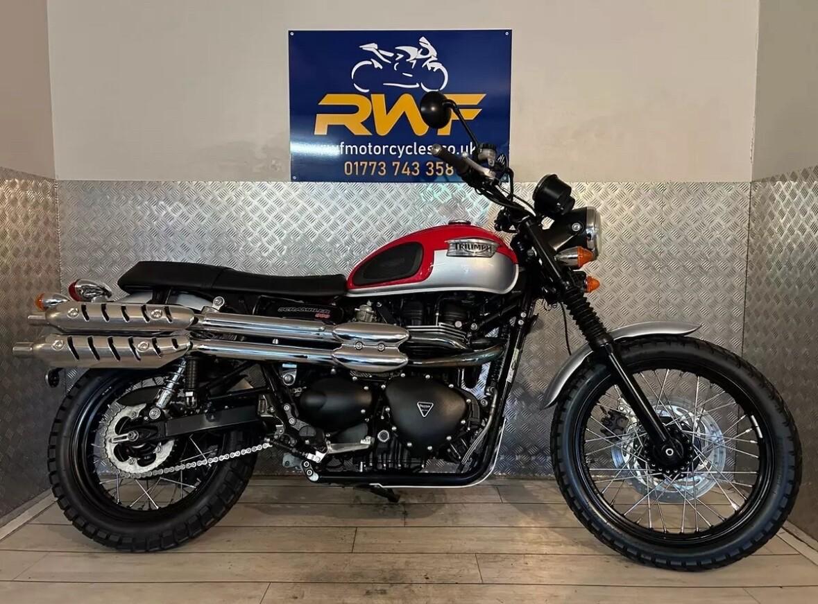 Check out this Triumph Scrambler 900 2015 Petrol Manual