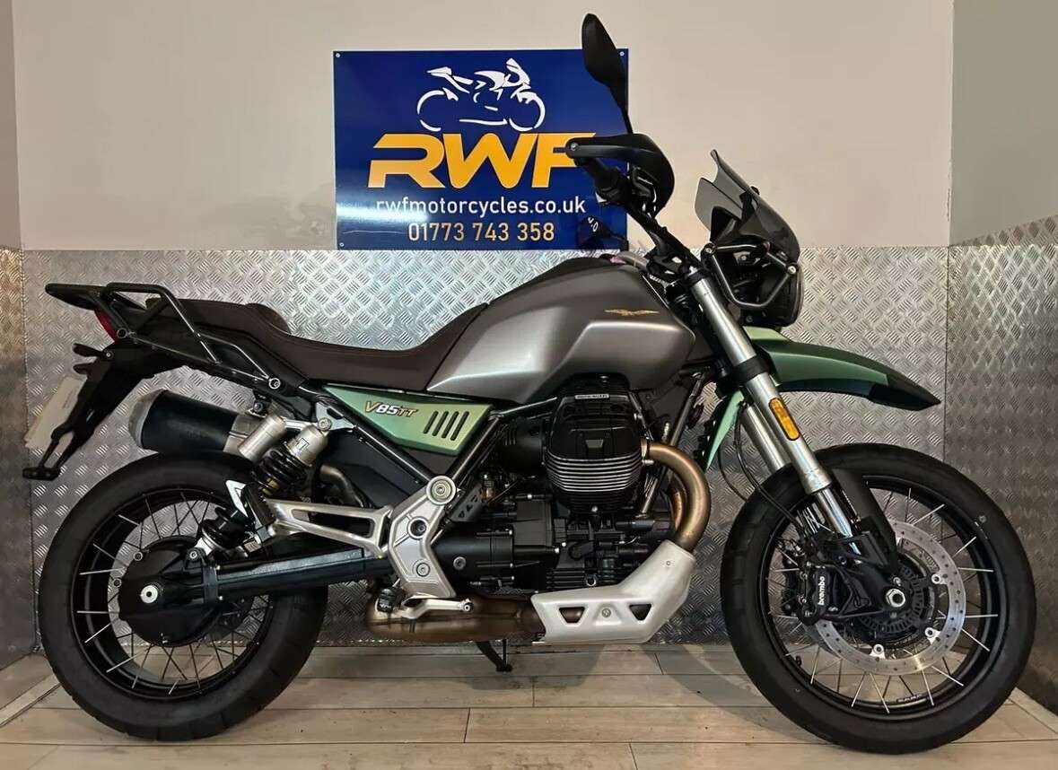 2021 MOTO GUZZI V85 2021 MOTO GUZZI V85