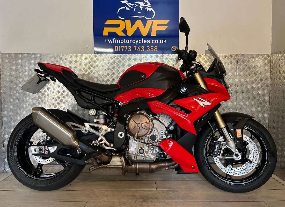 2021 BMW S 1000 R 2021 BMW S 1000 R