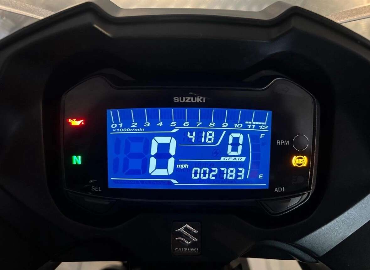 2019 SUZUKI C 2019 SUZUKI C