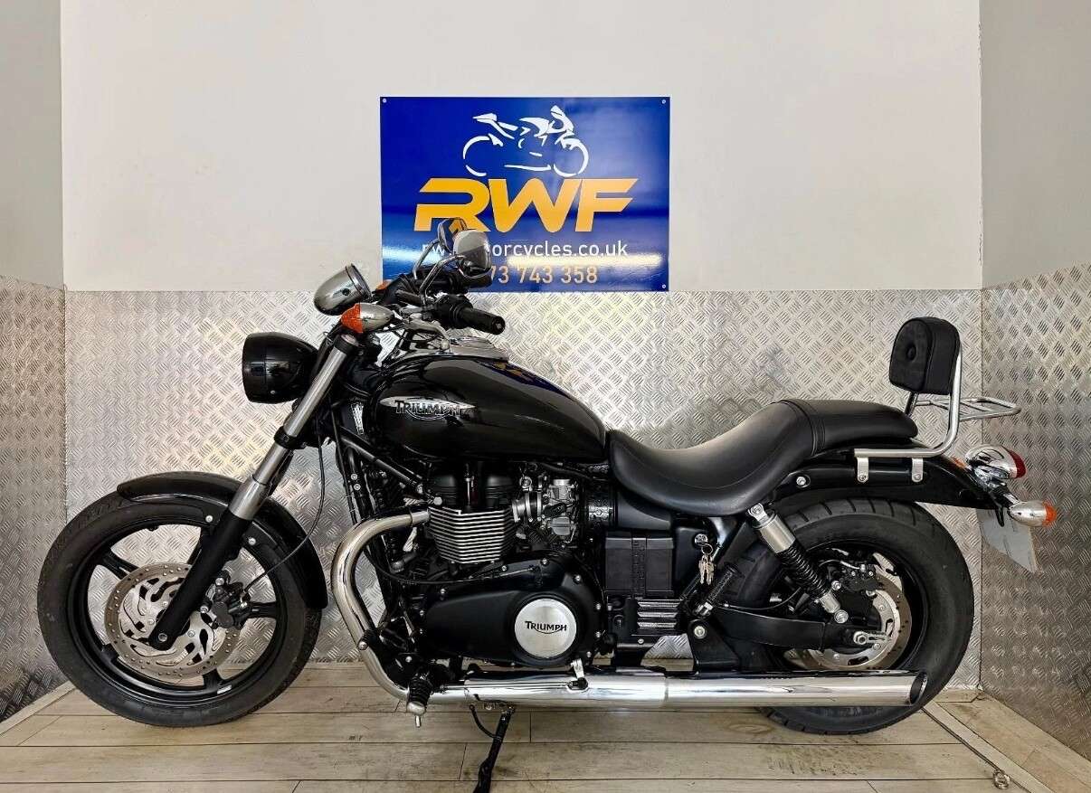 2015 TRIUMPH SPEEDMASTER 865 2015 TRIUMPH SPEEDMASTER 865