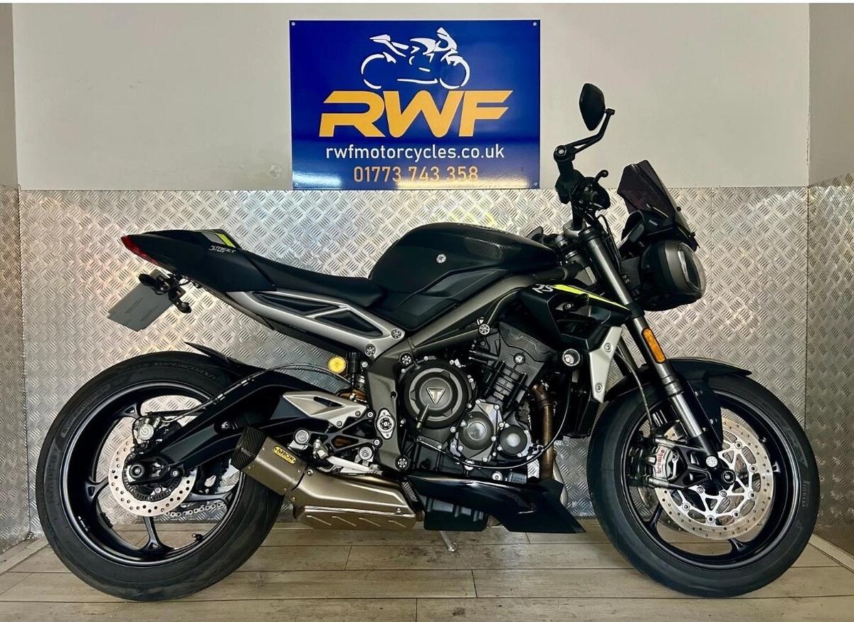 Check out this Triumph Street Triple 765 2020 Petrol Manual