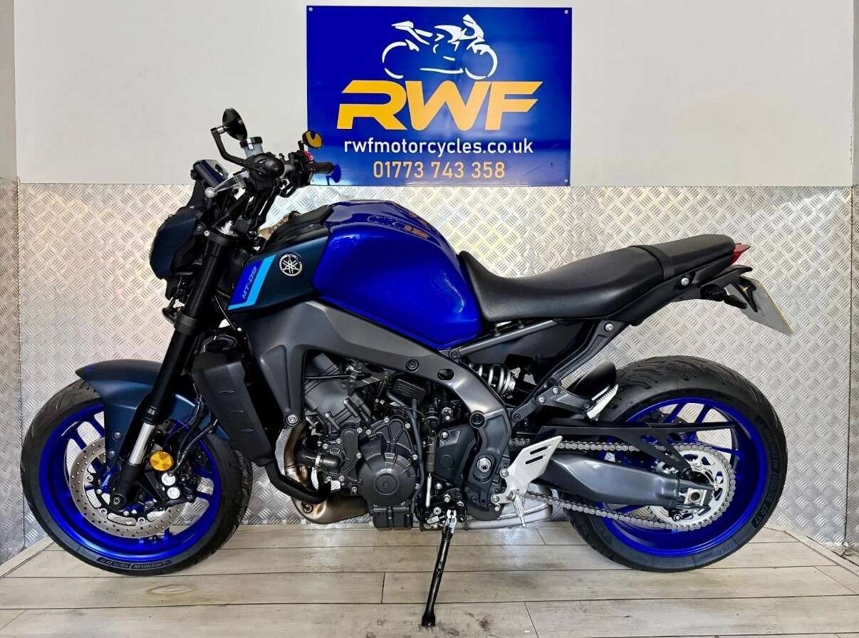 2024 YAMAHA MT-09 2024 YAMAHA MT-09