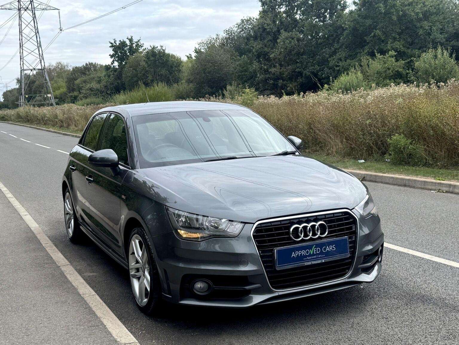 2014 AUDI A1 2014 AUDI A1