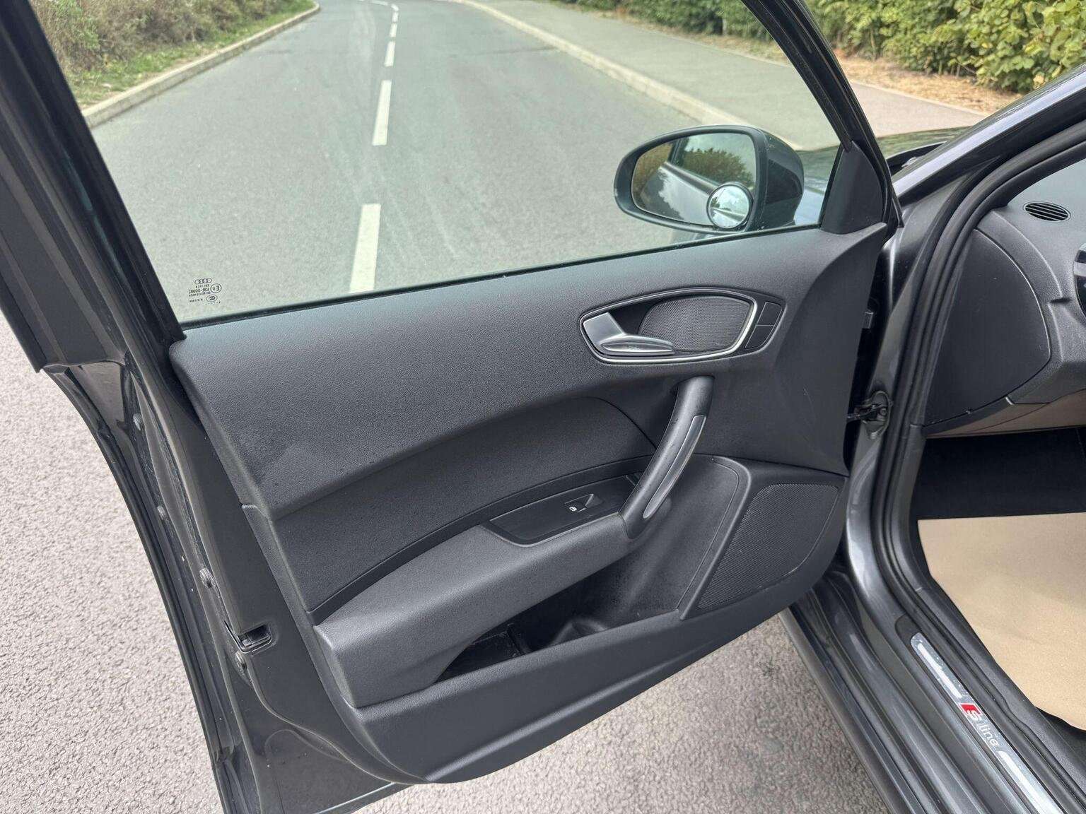 2014 AUDI A1 2014 AUDI A1