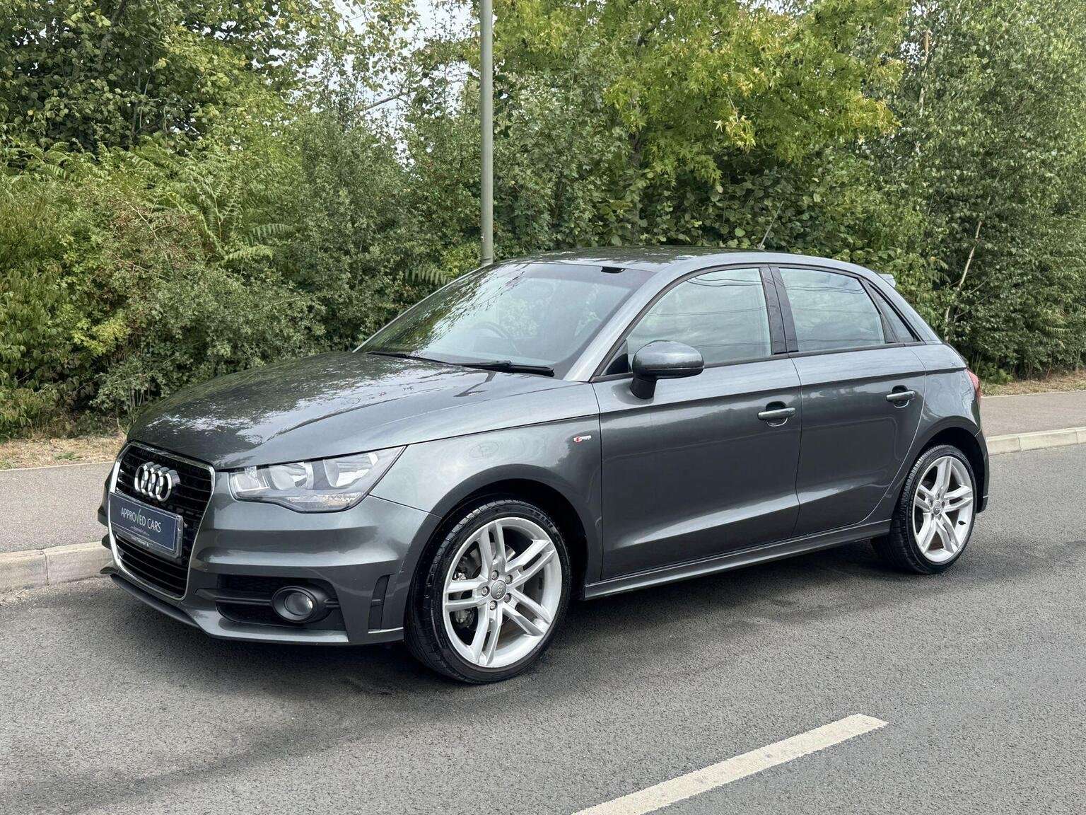 2014 AUDI A1 2014 AUDI A1