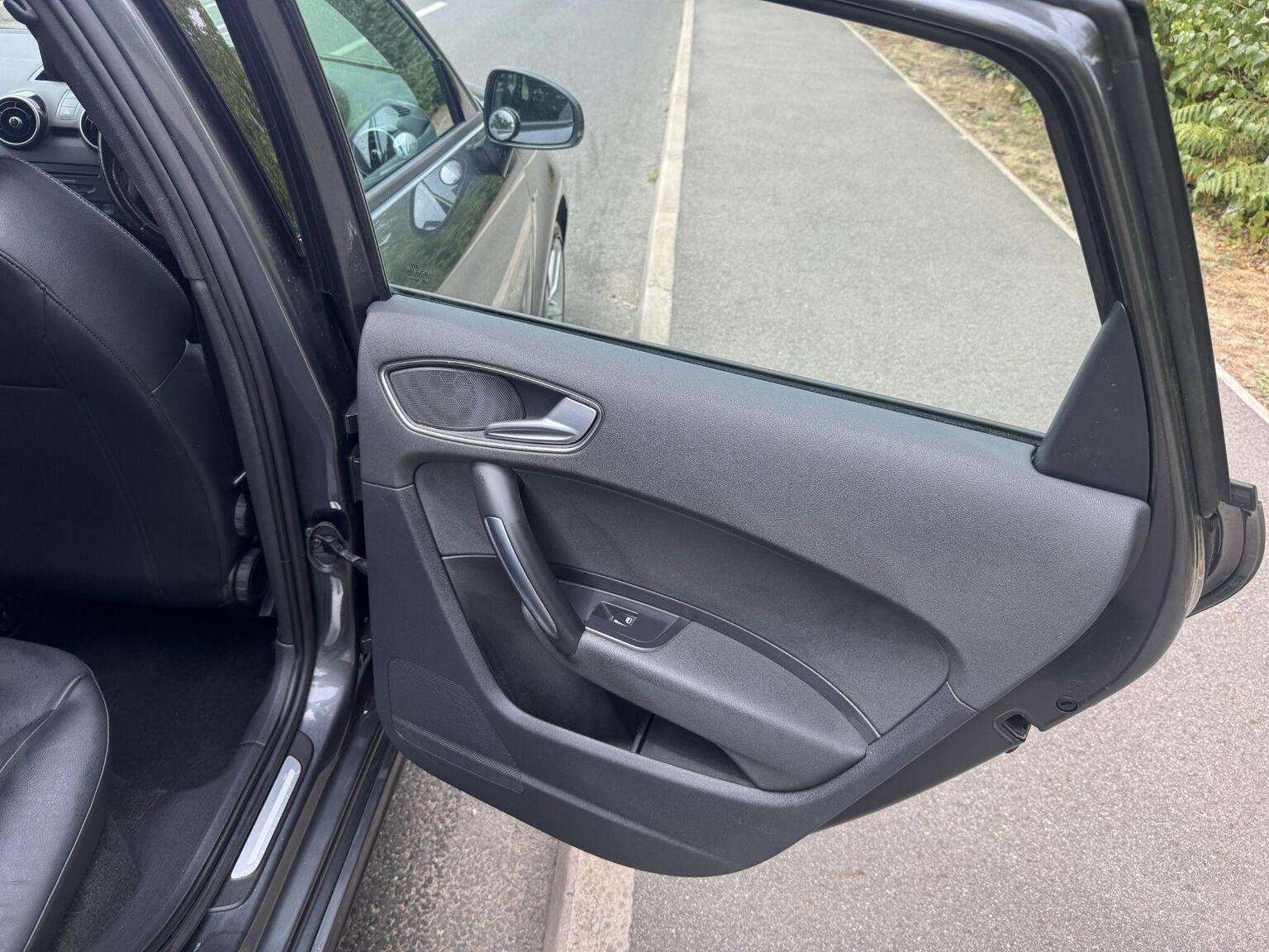 2014 AUDI A1 2014 AUDI A1