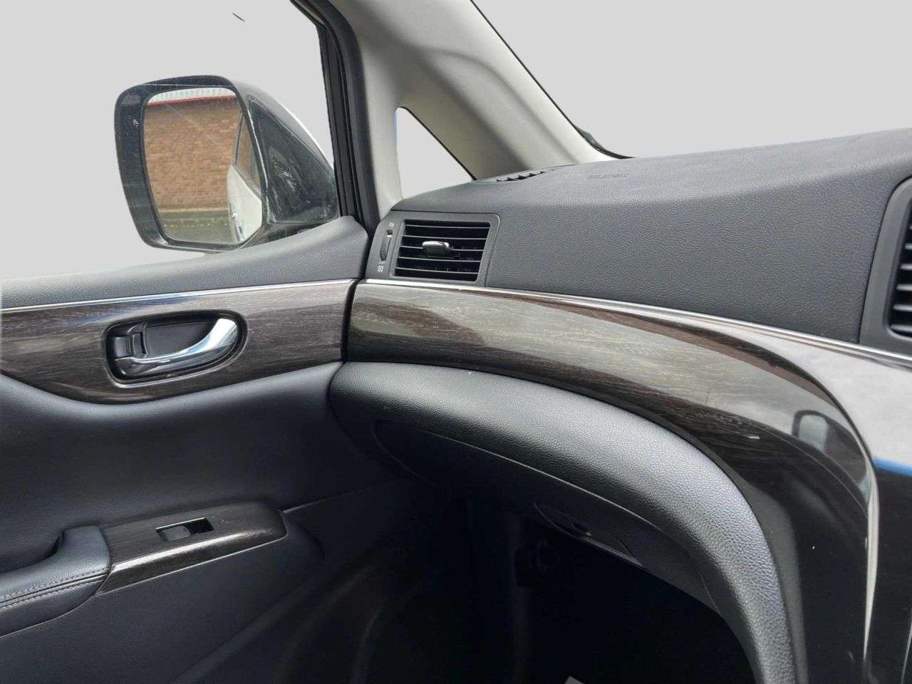 2012 NISSAN ELGRAND 2012 NISSAN ELGRAND