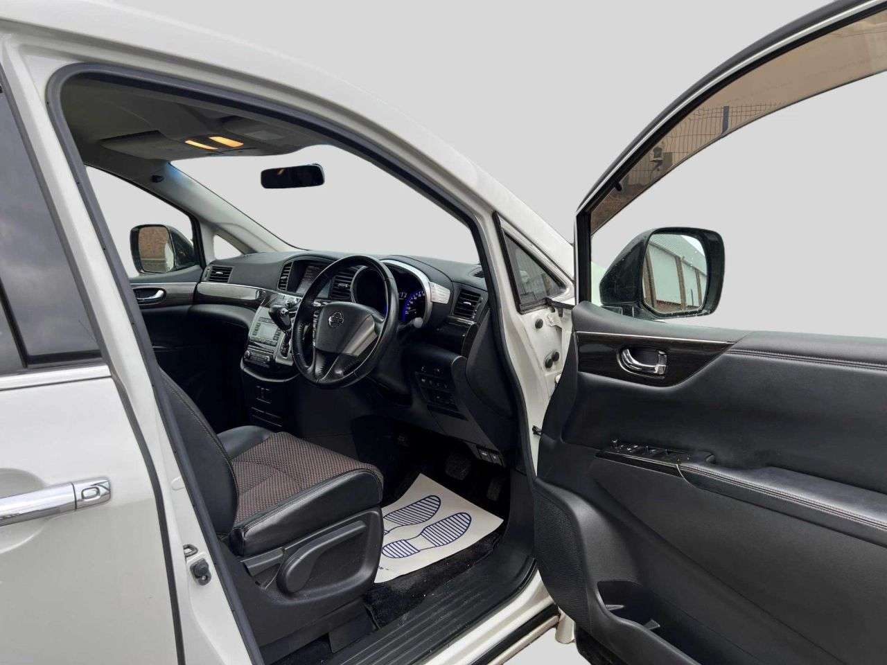 2012 NISSAN ELGRAND 2012 NISSAN ELGRAND