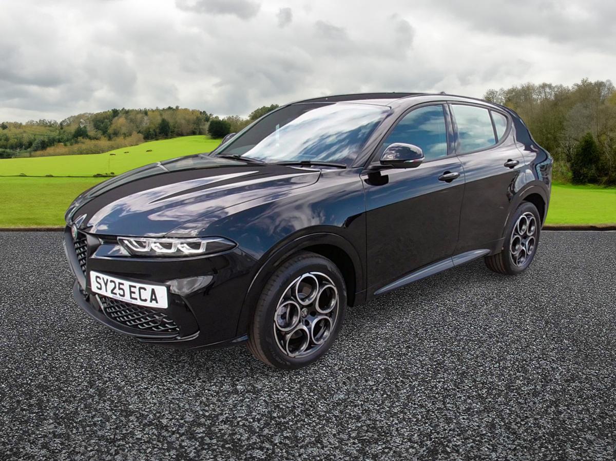 Check out this Alfa Romeo Tonale 2025 Hybrid Electric Automatic