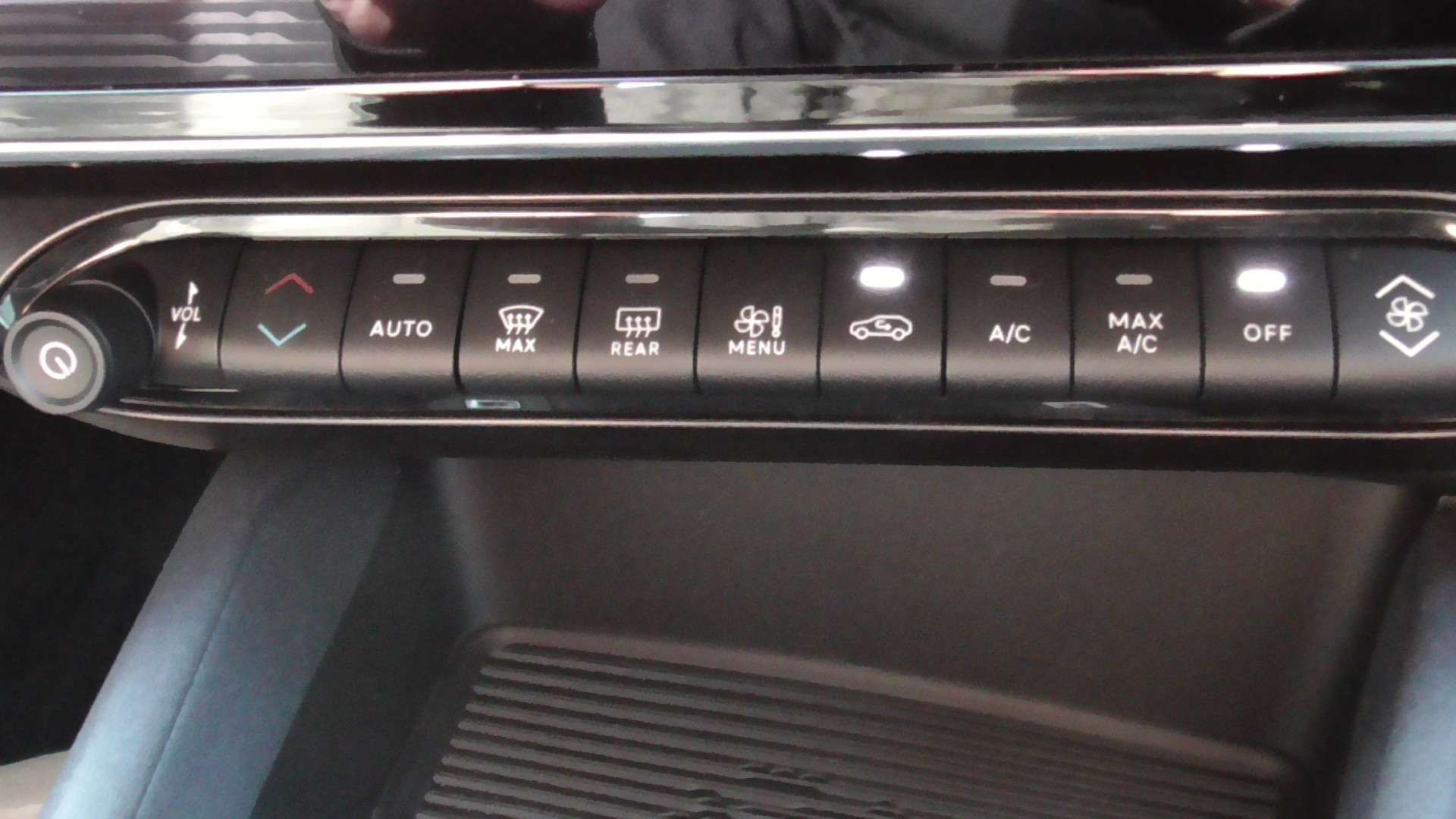 null ALFA ROMEO JUNIOR IBRIDA null ALFA ROMEO JUNIOR IBRIDA