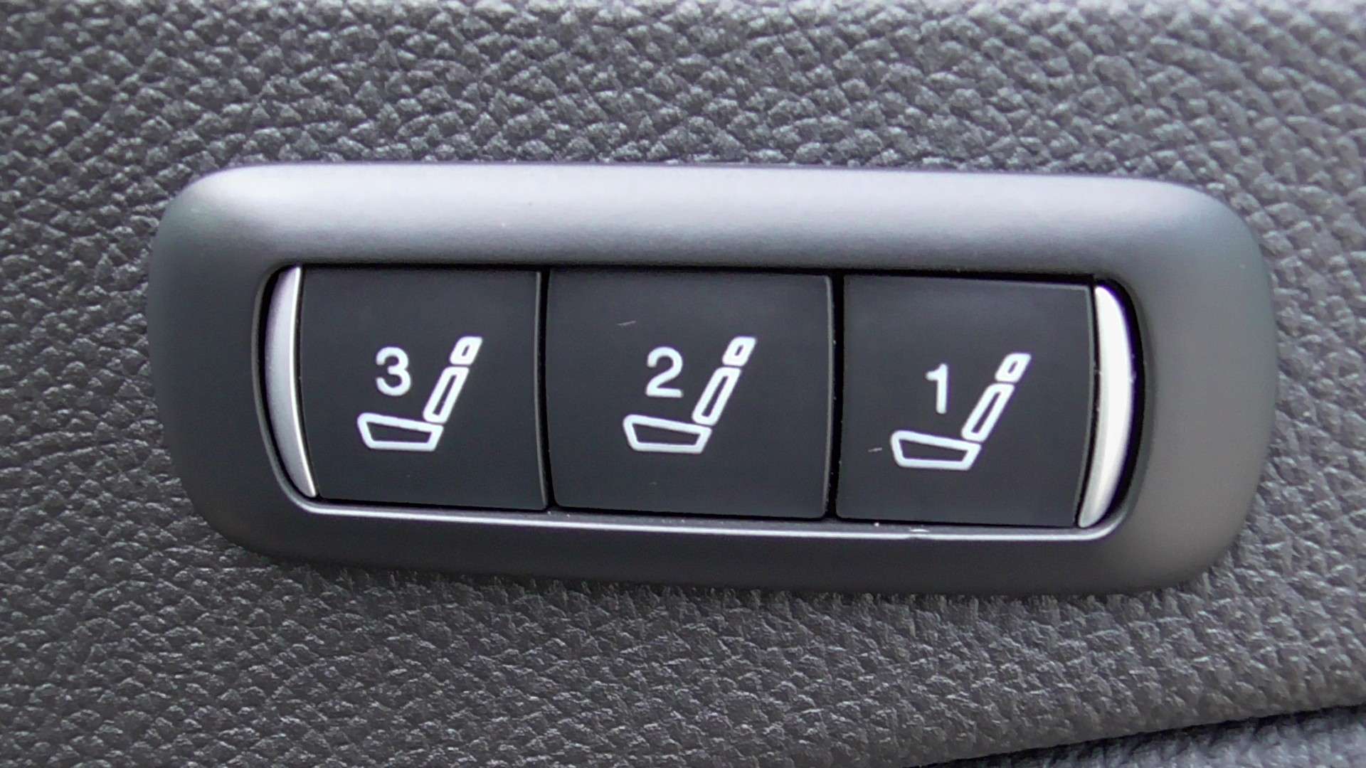 null ALFA ROMEO STELVIO null ALFA ROMEO STELVIO