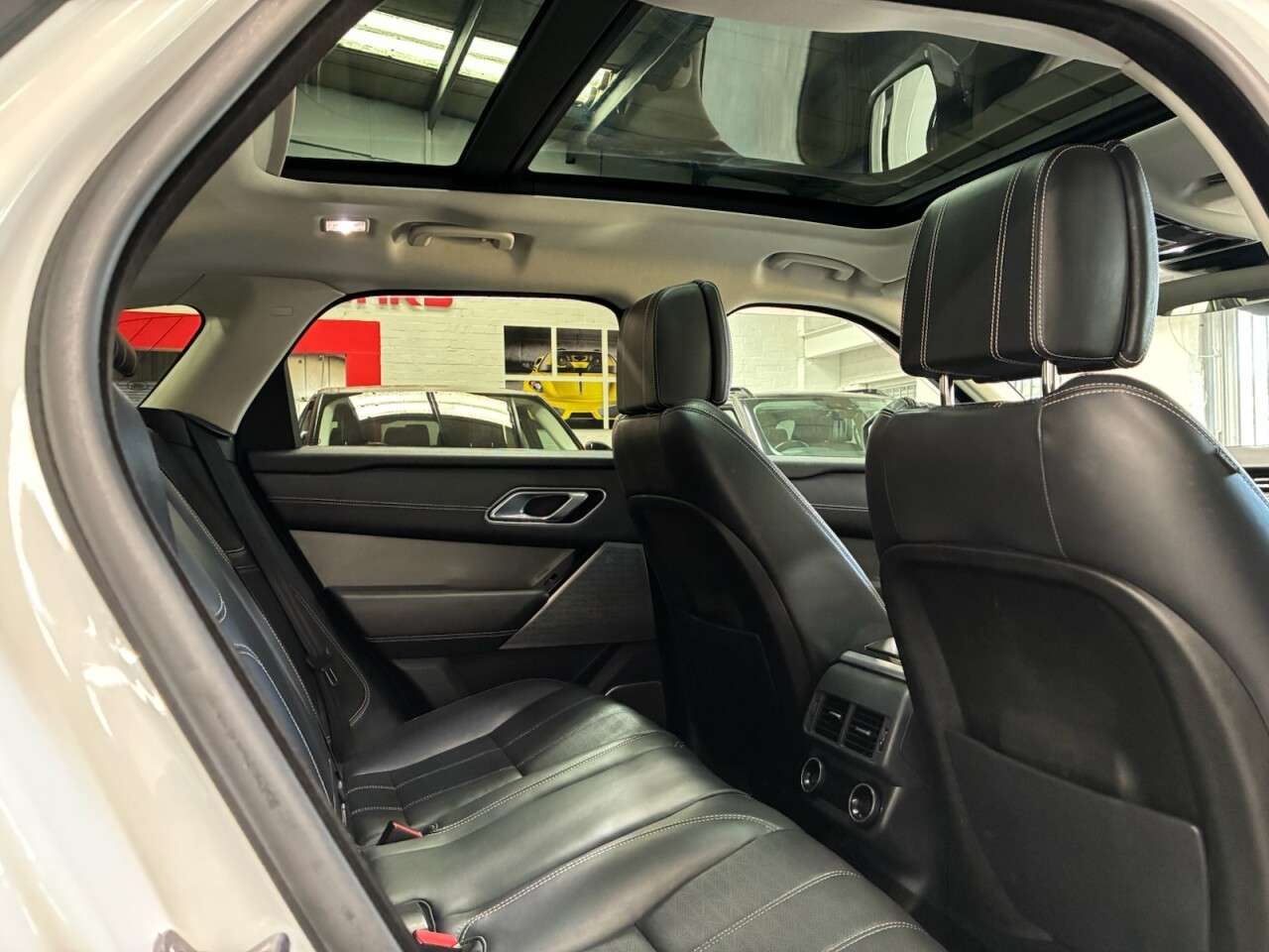 2017 LAND ROVER RANGE ROVER VELAR 2017 LAND ROVER RANGE ROVER VELAR