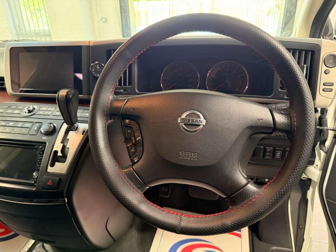 2006 NISSAN ELGRAND CAMPER VAN 2006 NISSAN ELGRAND CAMPER VAN