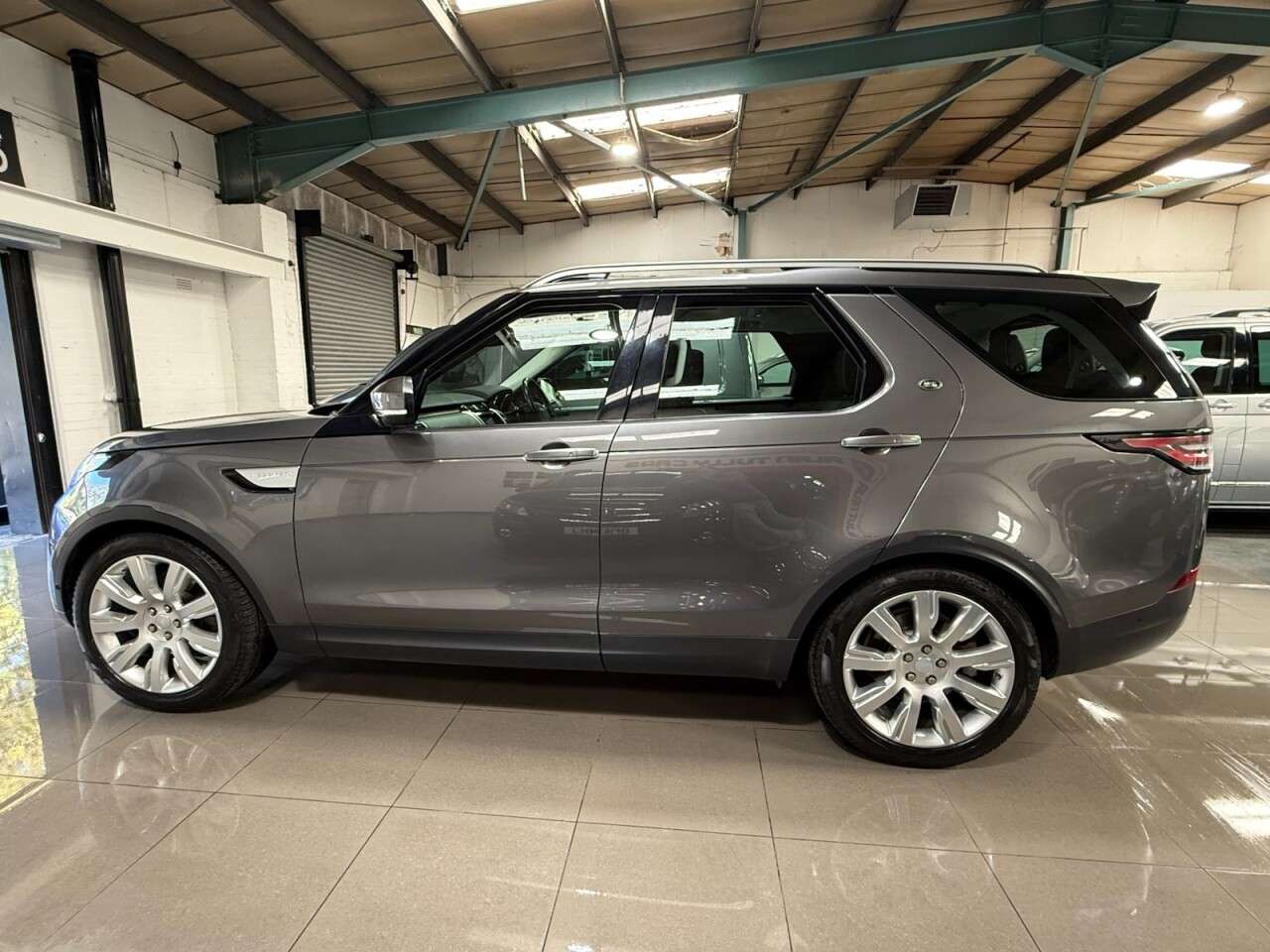 2017 LAND ROVER DISCOVERY 2017 LAND ROVER DISCOVERY