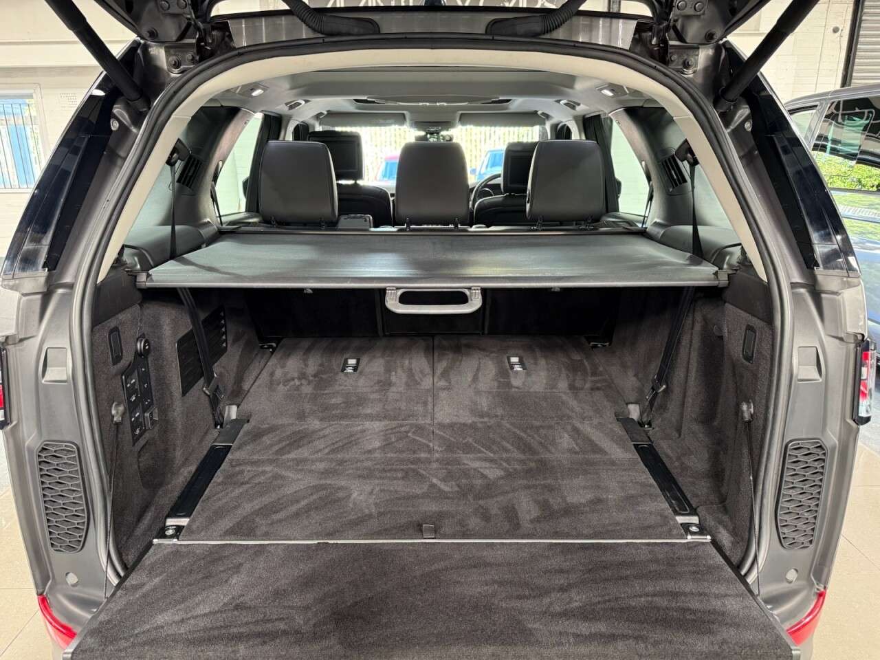 2017 LAND ROVER DISCOVERY 2017 LAND ROVER DISCOVERY