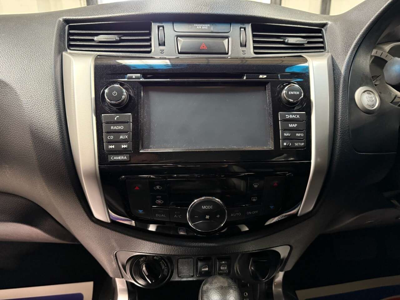 2017 NISSAN NAVARA 2017 NISSAN NAVARA