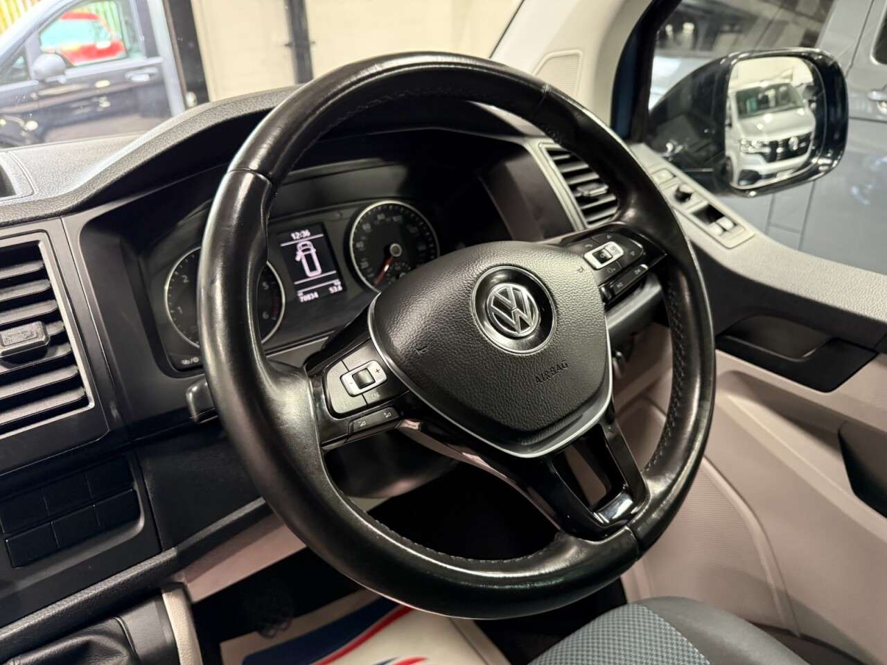 2017 VOLKSWAGEN TRANSPORTER 2017 VOLKSWAGEN TRANSPORTER