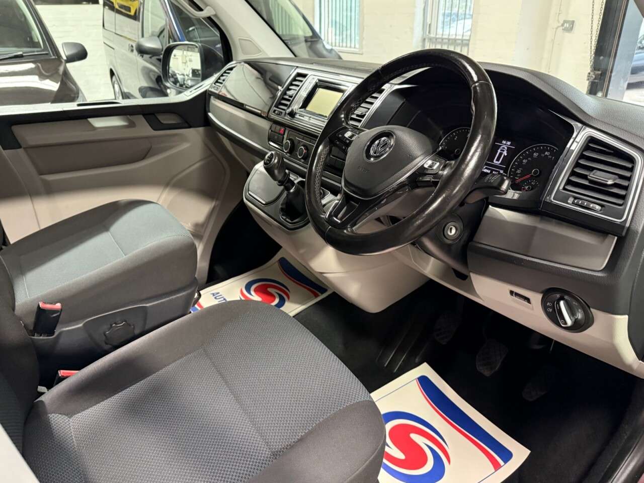 2017 VOLKSWAGEN TRANSPORTER 2017 VOLKSWAGEN TRANSPORTER