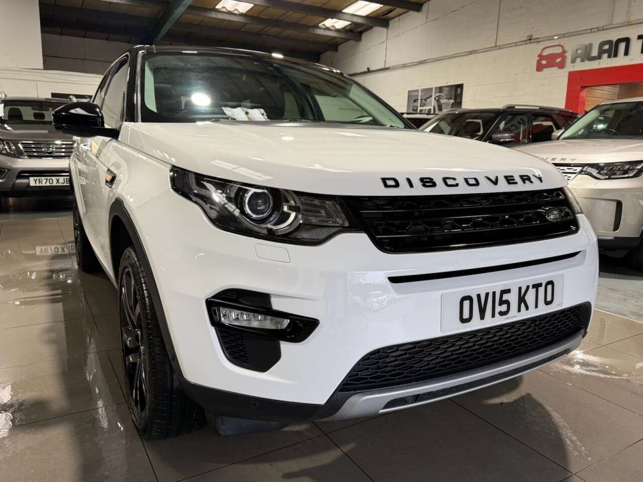 2015 LAND ROVER DISCOVERY SPORT 2015 LAND ROVER DISCOVERY SPORT