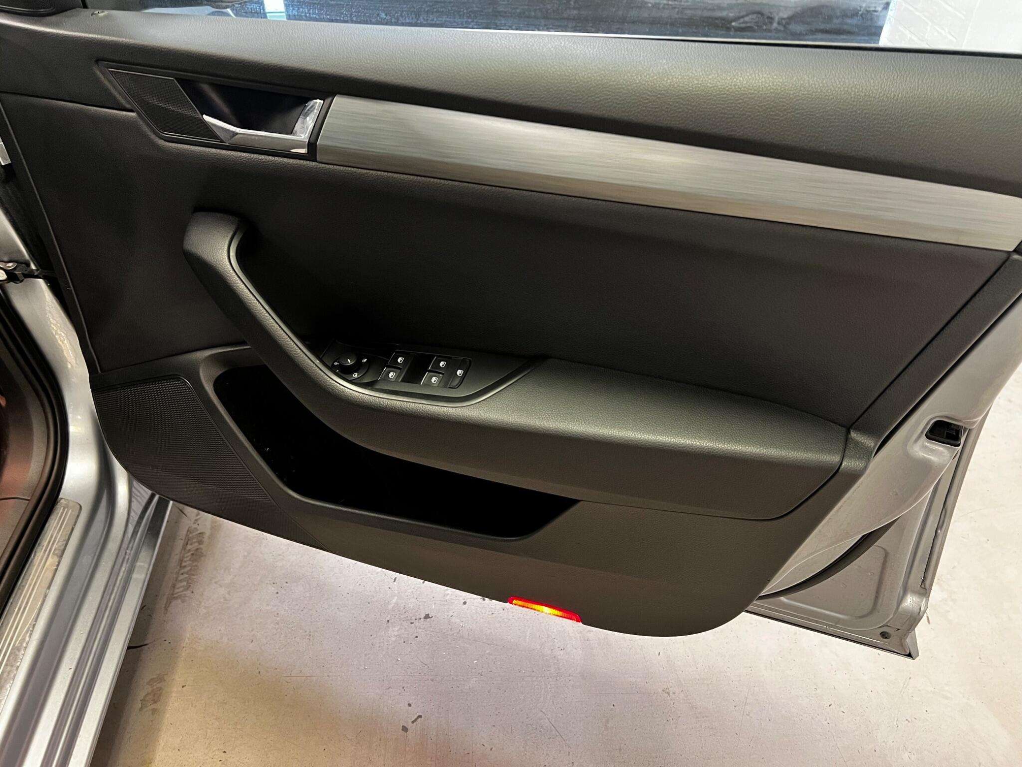 2016 SKODA SUPERB 2016 SKODA SUPERB