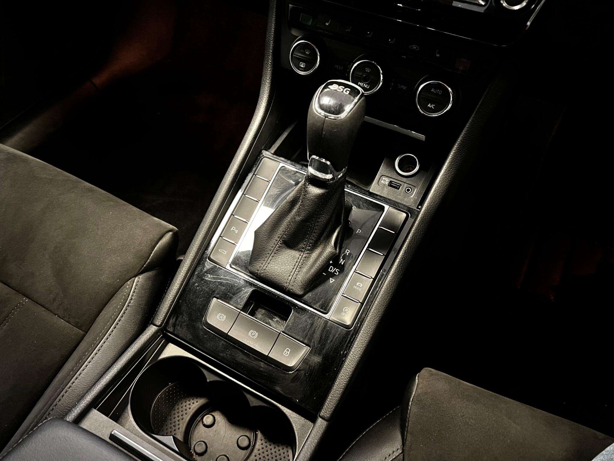 2016 SKODA SUPERB 2016 SKODA SUPERB