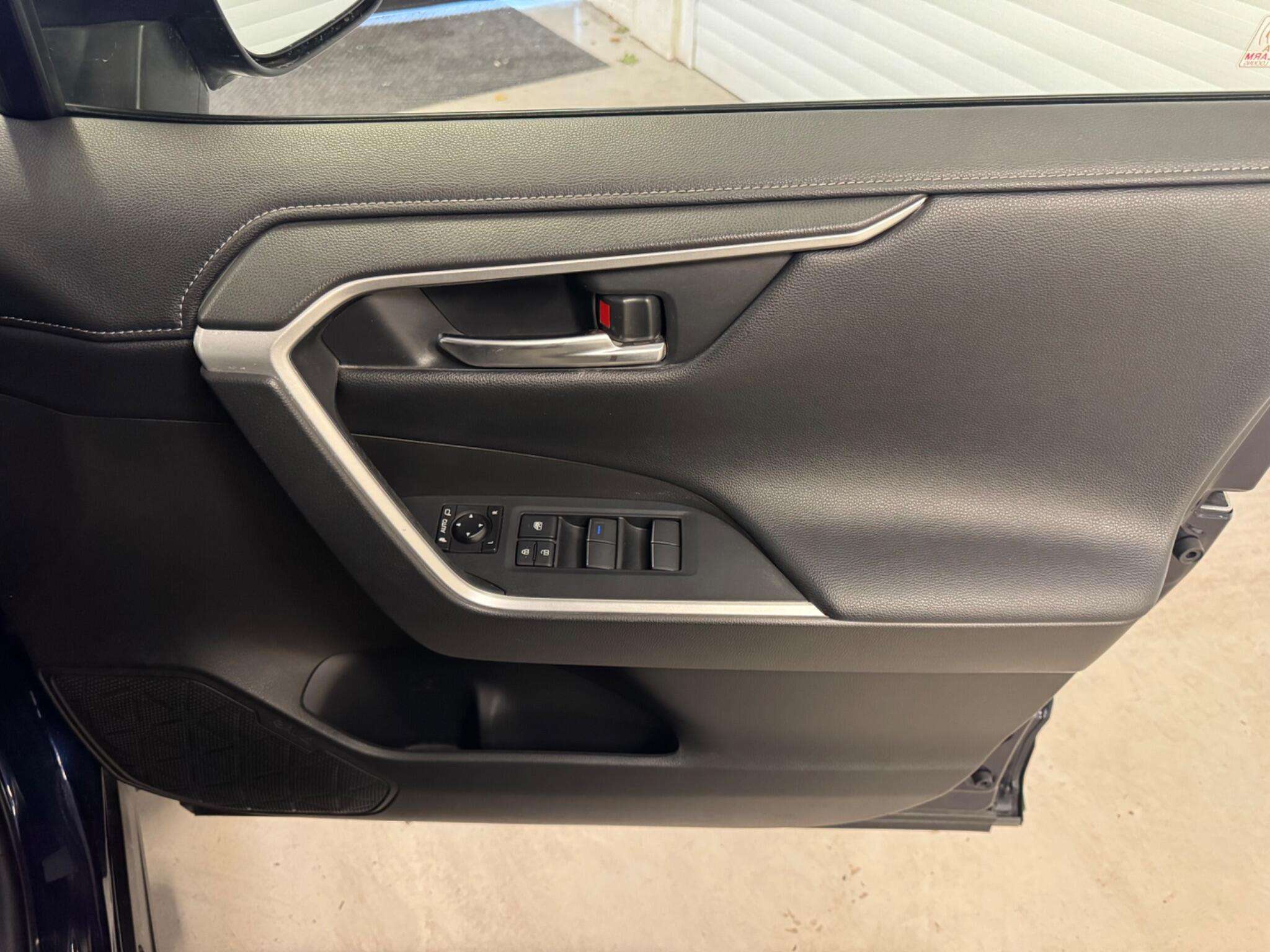 2020 TOYOTA RAV4 2020 TOYOTA RAV4