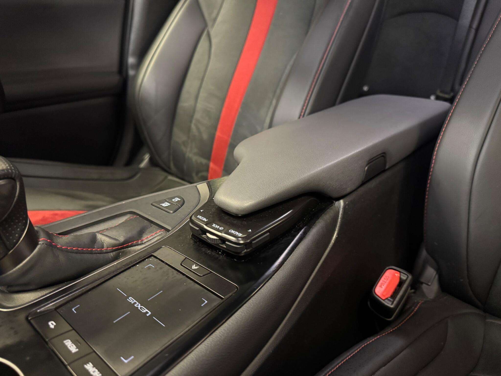 2021 LEXUS UX 2021 LEXUS UX