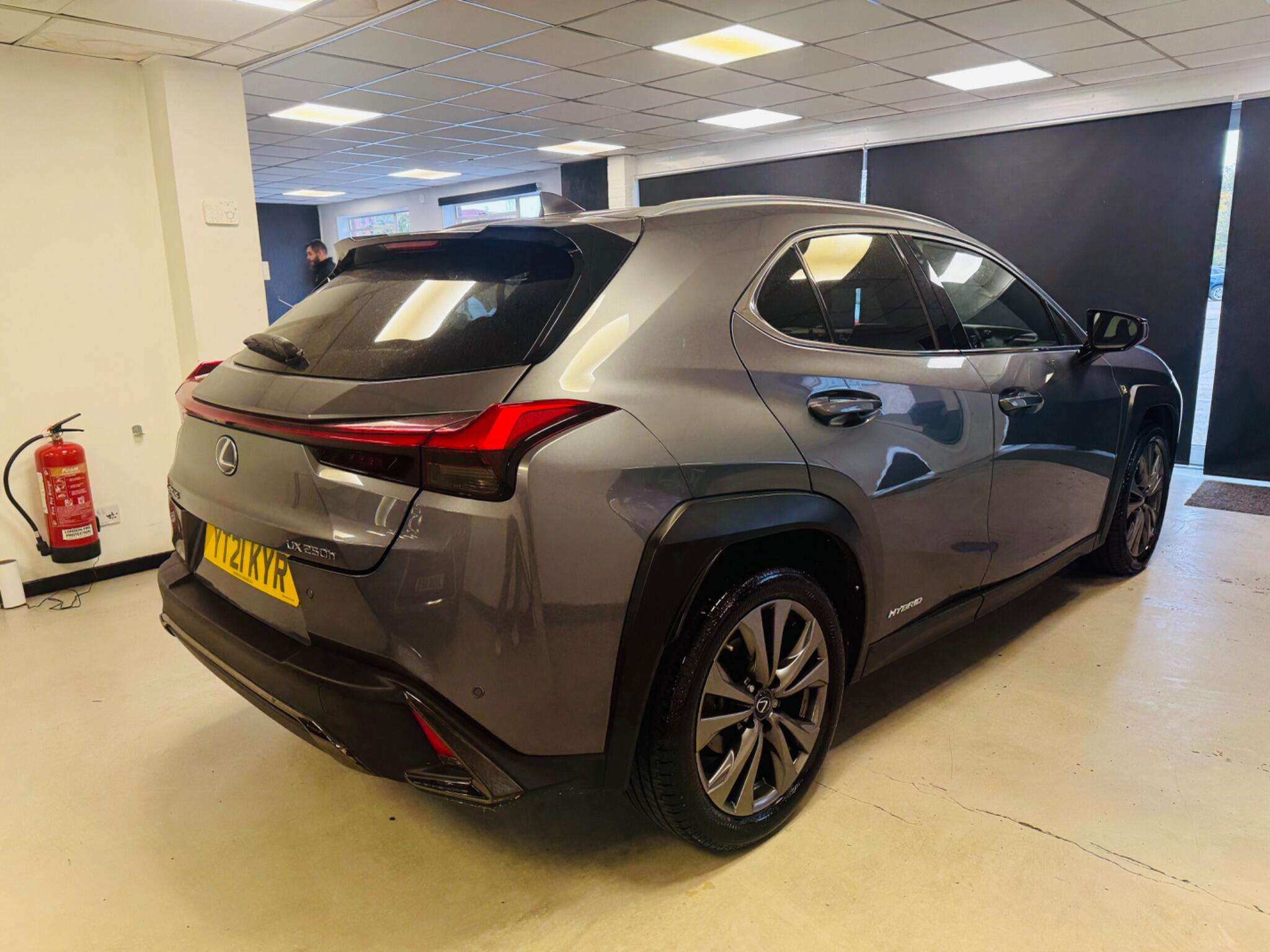 2021 LEXUS UX 2021 LEXUS UX