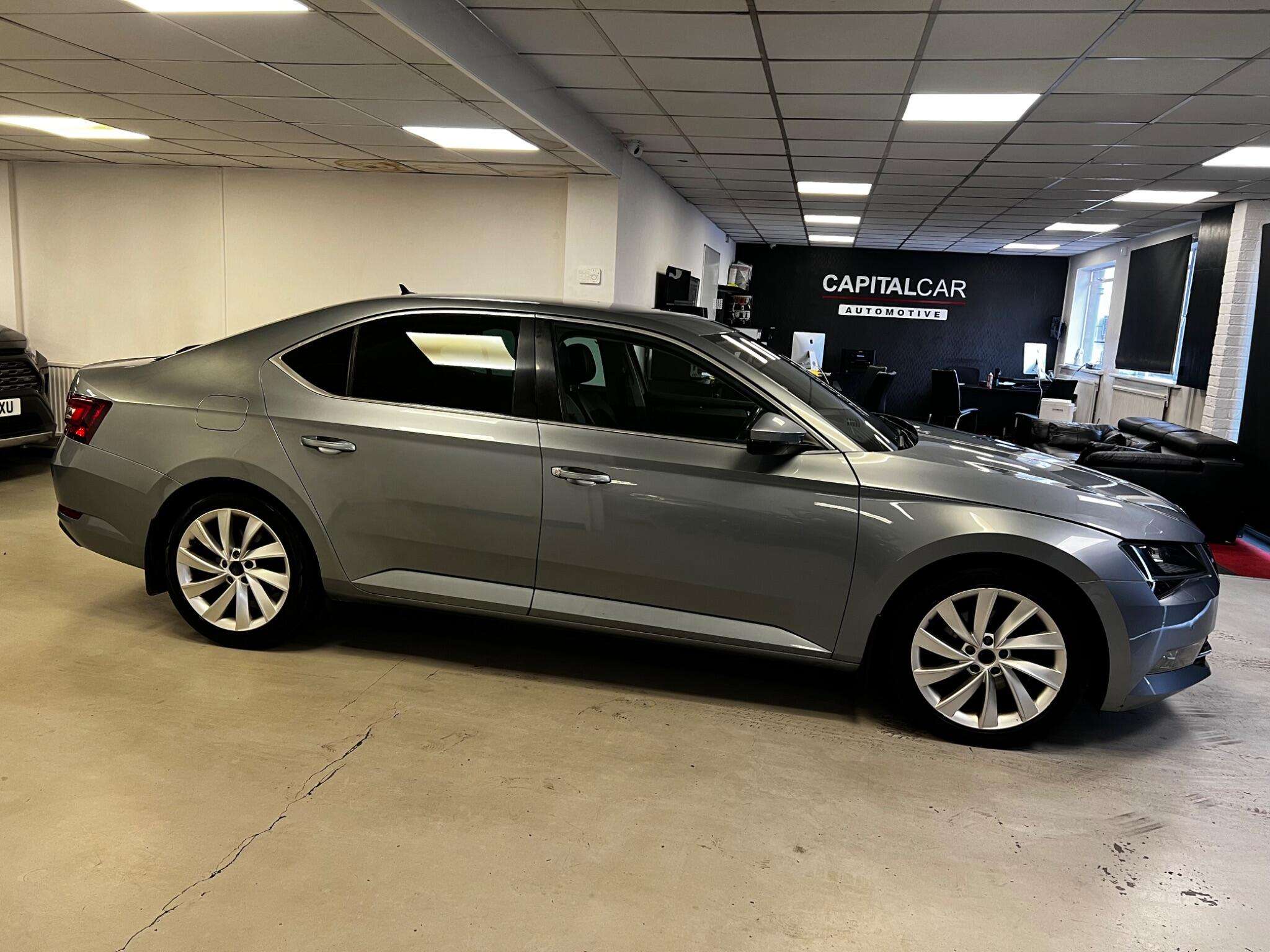 2016 SKODA SUPERB 2016 SKODA SUPERB