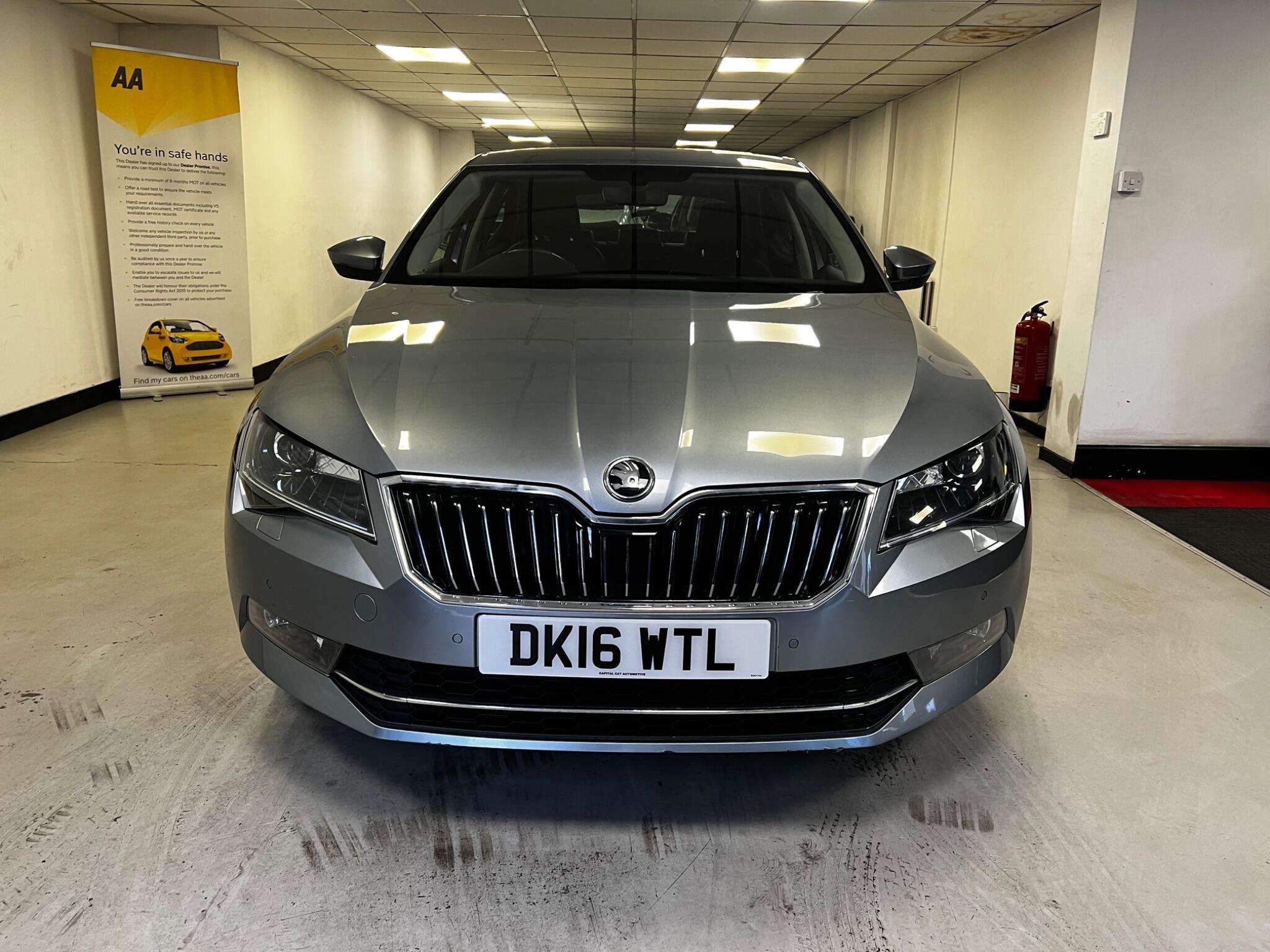 2016 SKODA SUPERB 2016 SKODA SUPERB