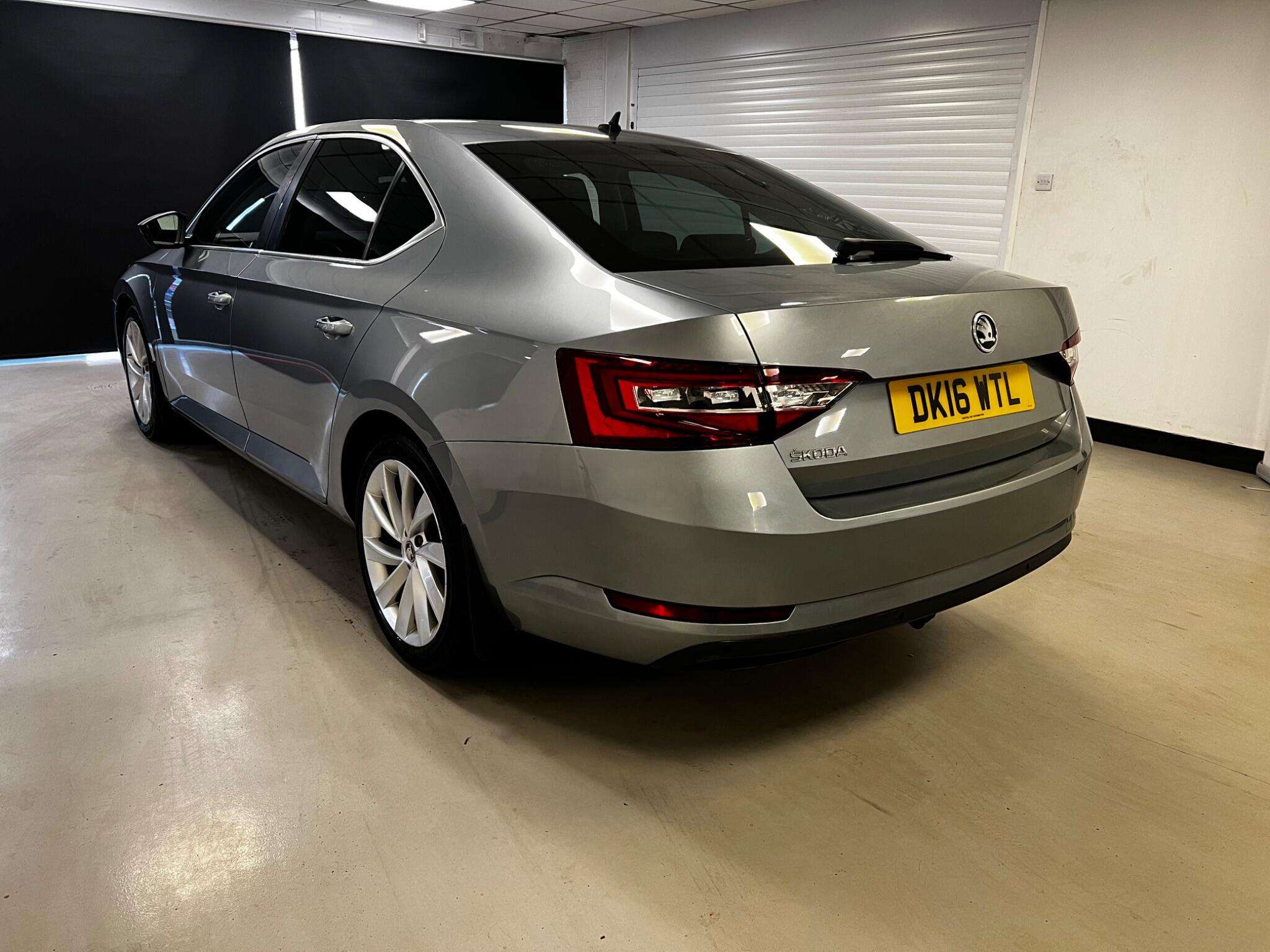 2016 SKODA SUPERB 2016 SKODA SUPERB