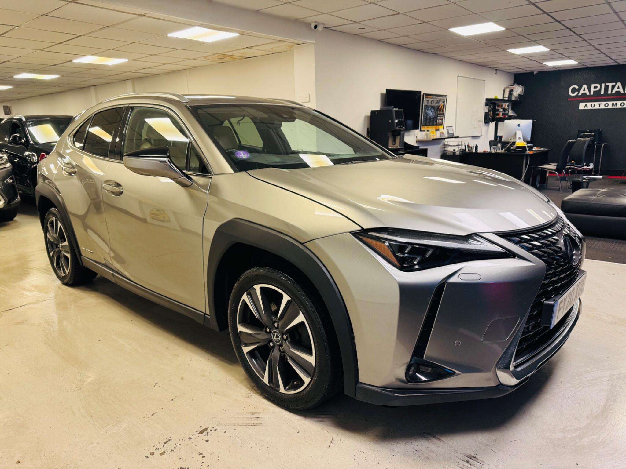 2020 LEXUS UX 2020 LEXUS UX