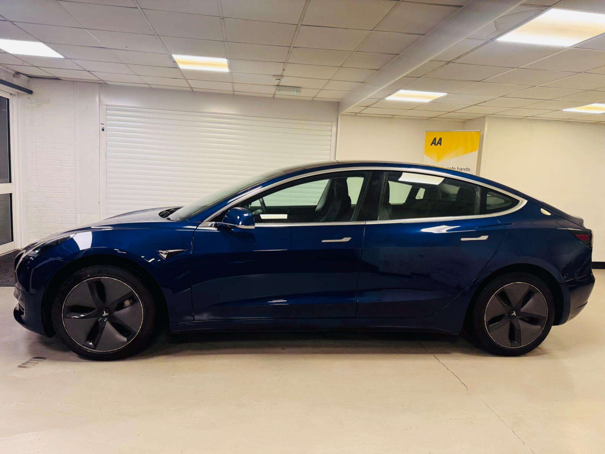 2020 TESLA MODEL 3 2020 TESLA MODEL 3