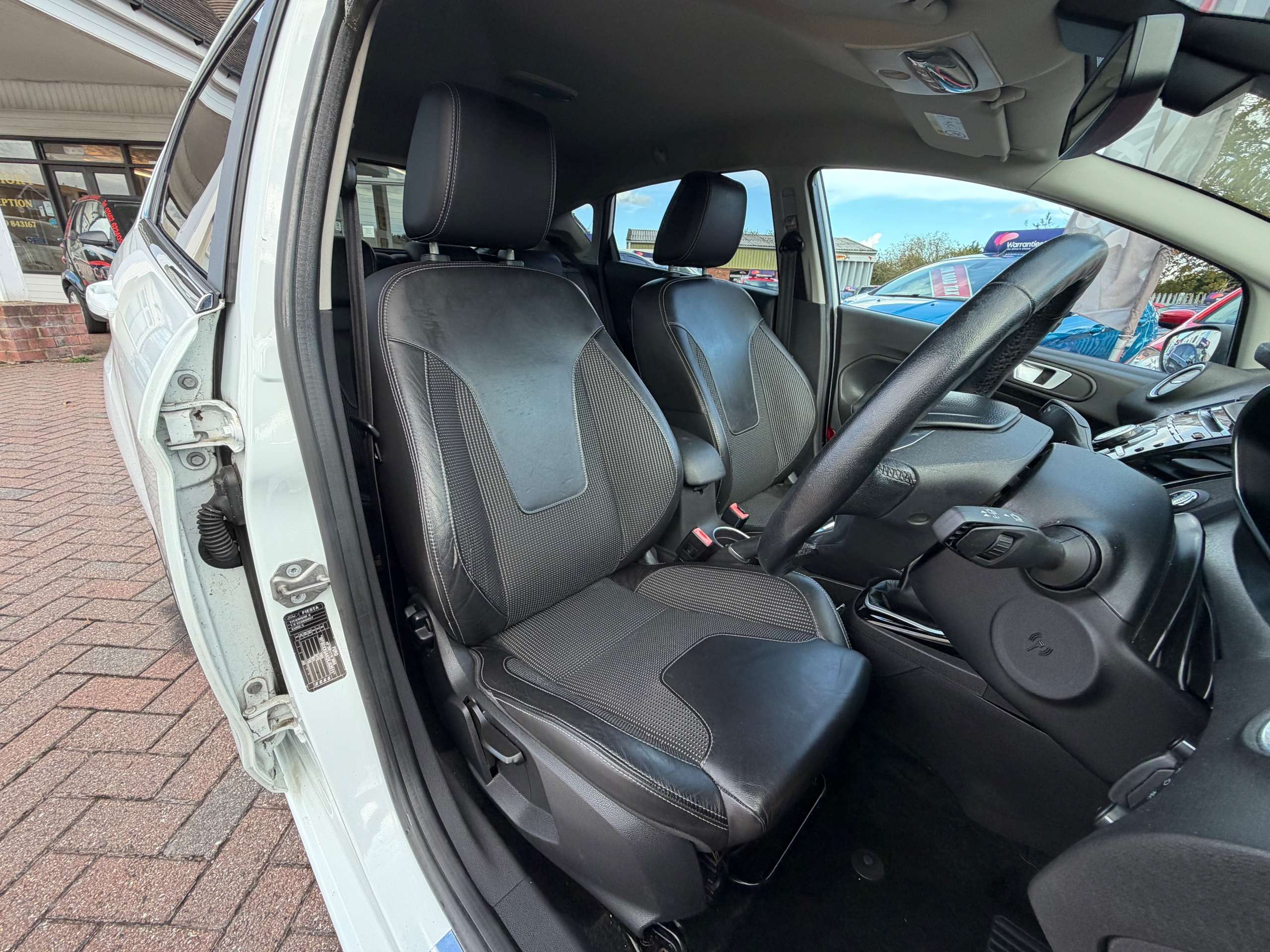 2014 FORD FIESTA 2014 FORD FIESTA