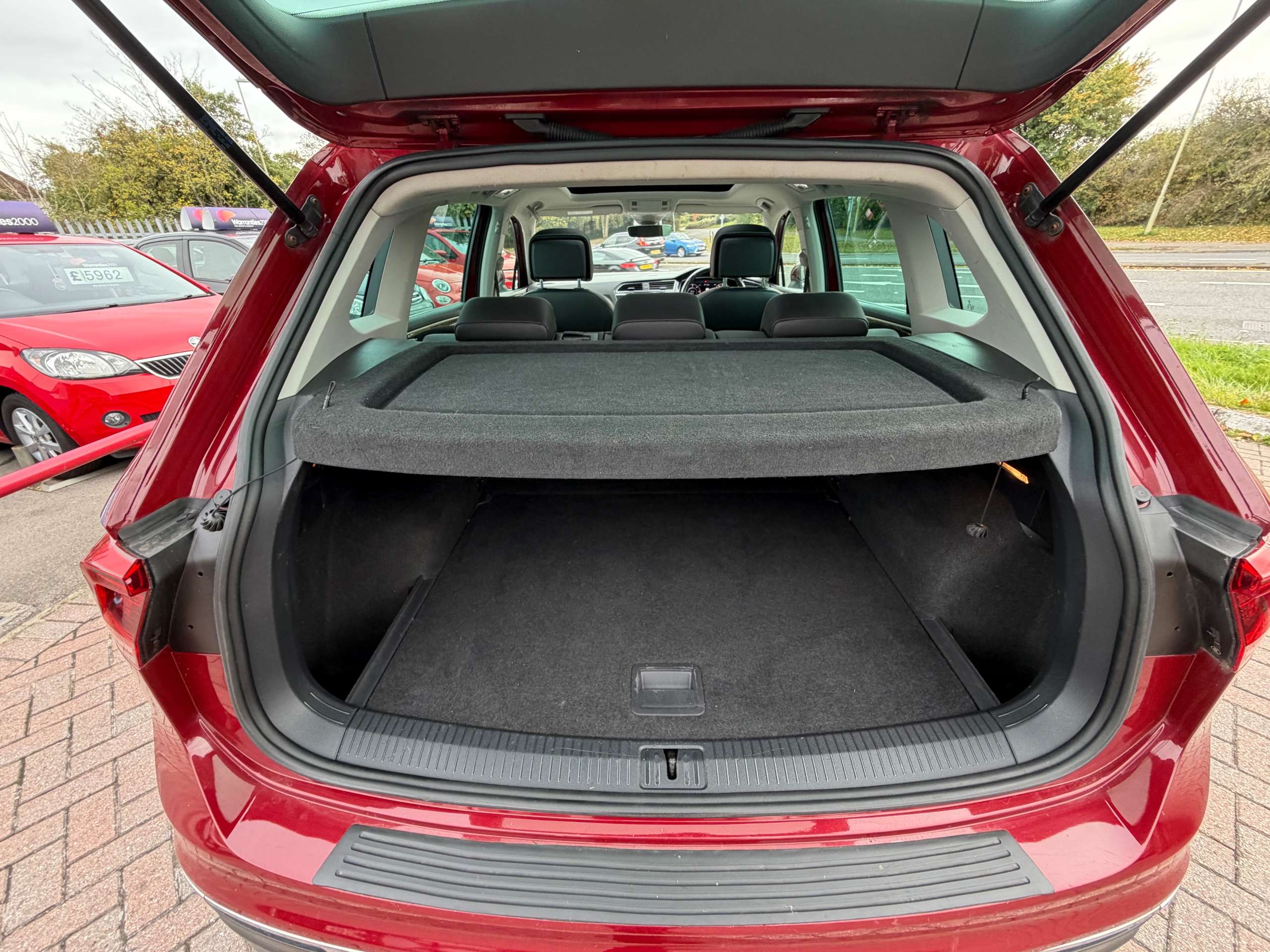 2018 VOLKSWAGEN TIGUAN 2018 VOLKSWAGEN TIGUAN