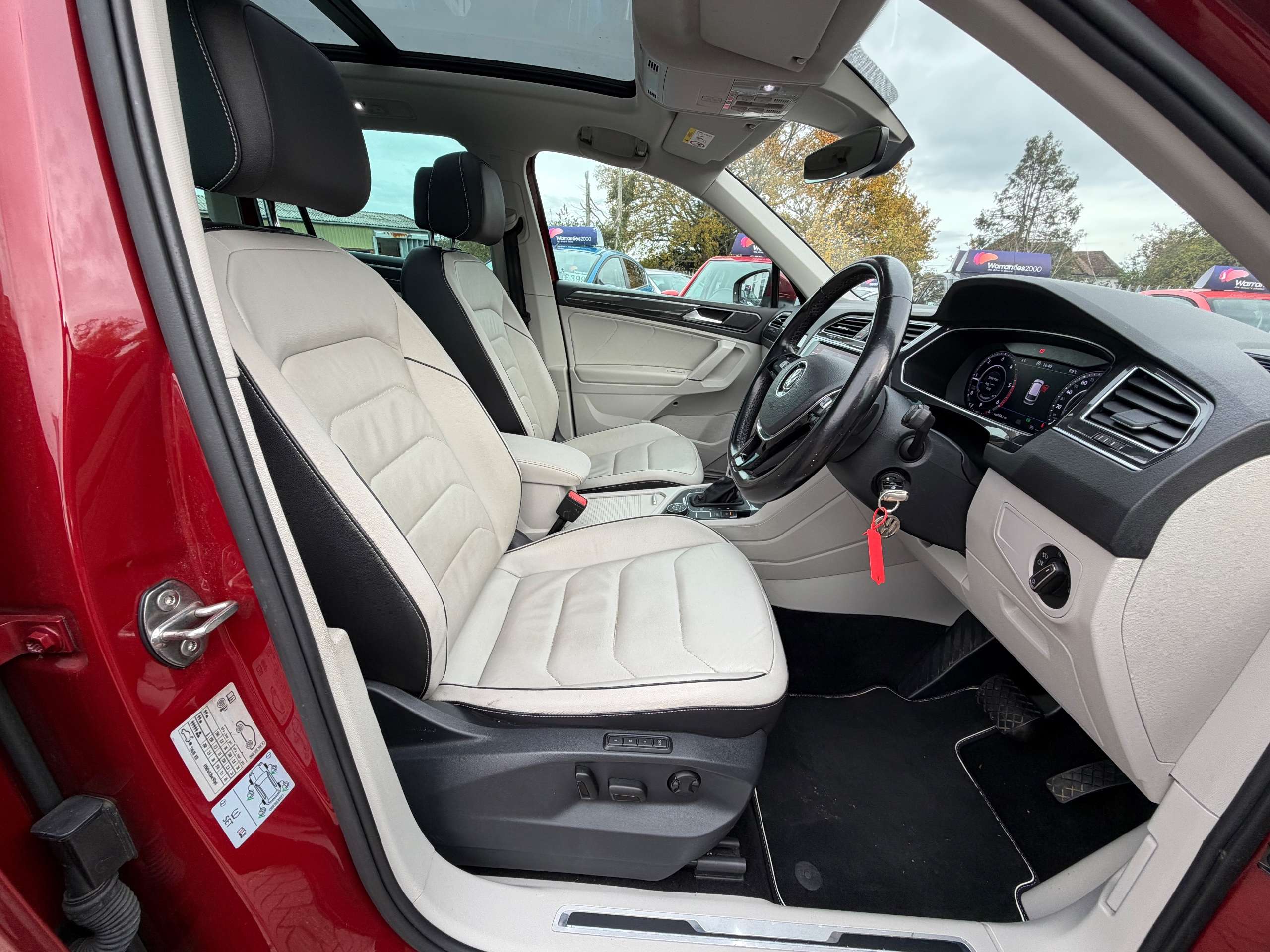 2018 VOLKSWAGEN TIGUAN 2018 VOLKSWAGEN TIGUAN