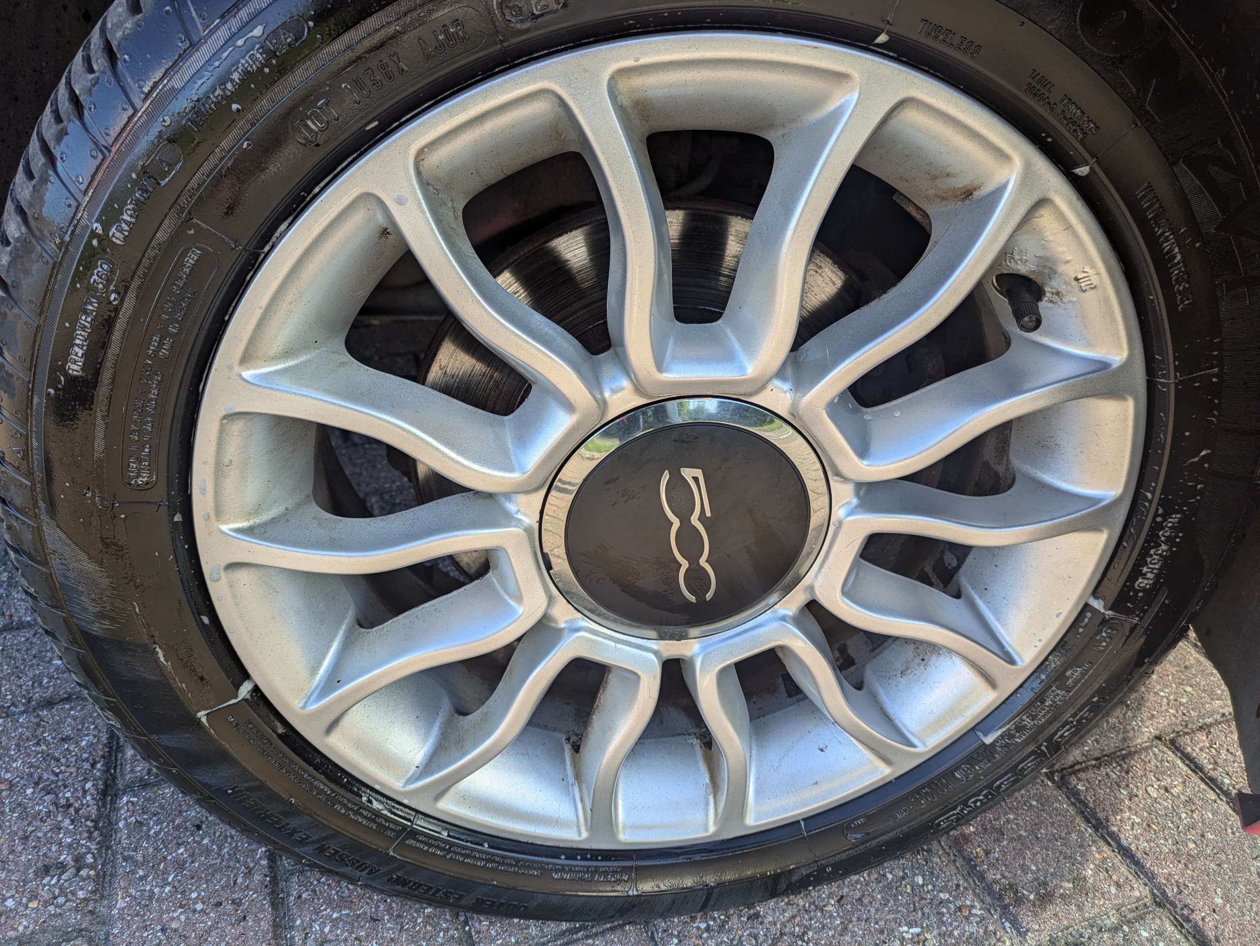 2016 FIAT 500 2016 FIAT 500