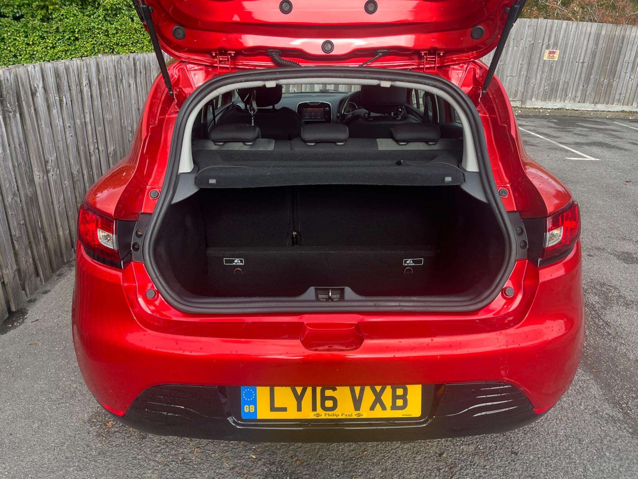 2016 RENAULT CLIO 2016 RENAULT CLIO