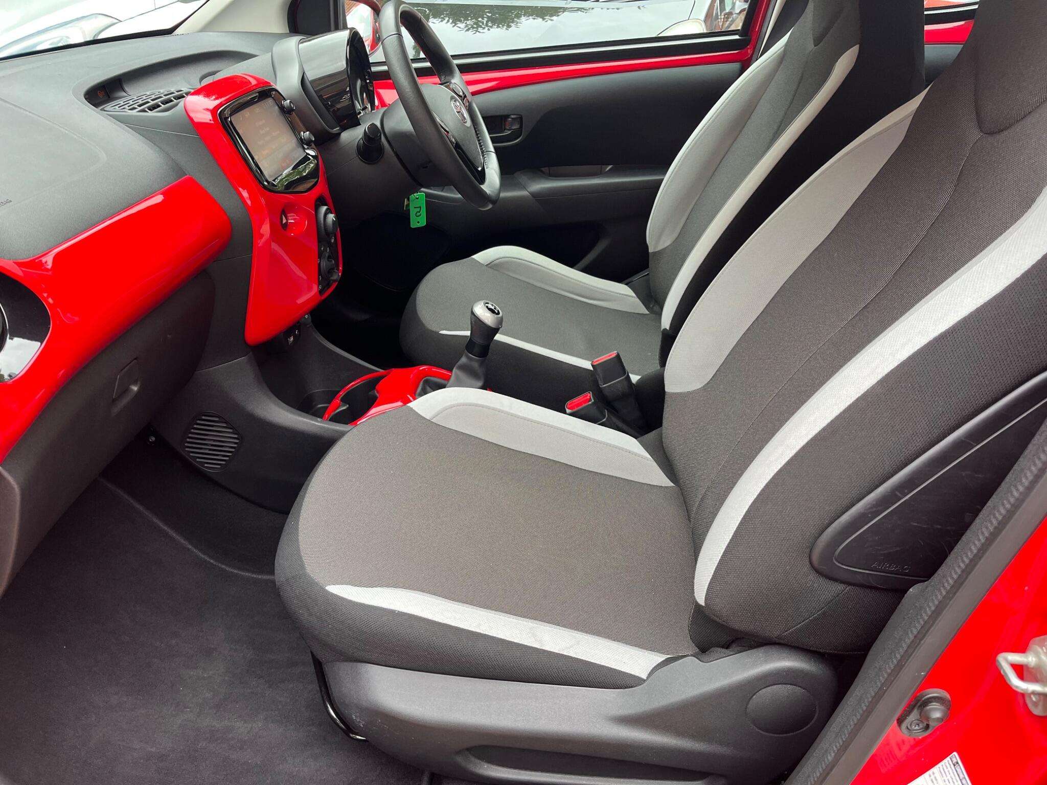 2014 TOYOTA AYGO 2014 TOYOTA AYGO