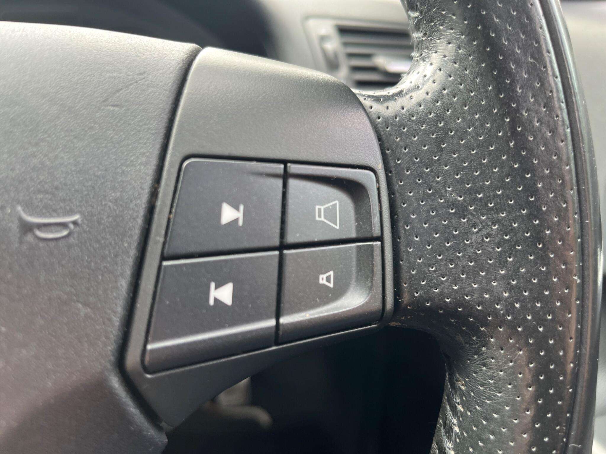 2009 VOLVO C30 2009 VOLVO C30