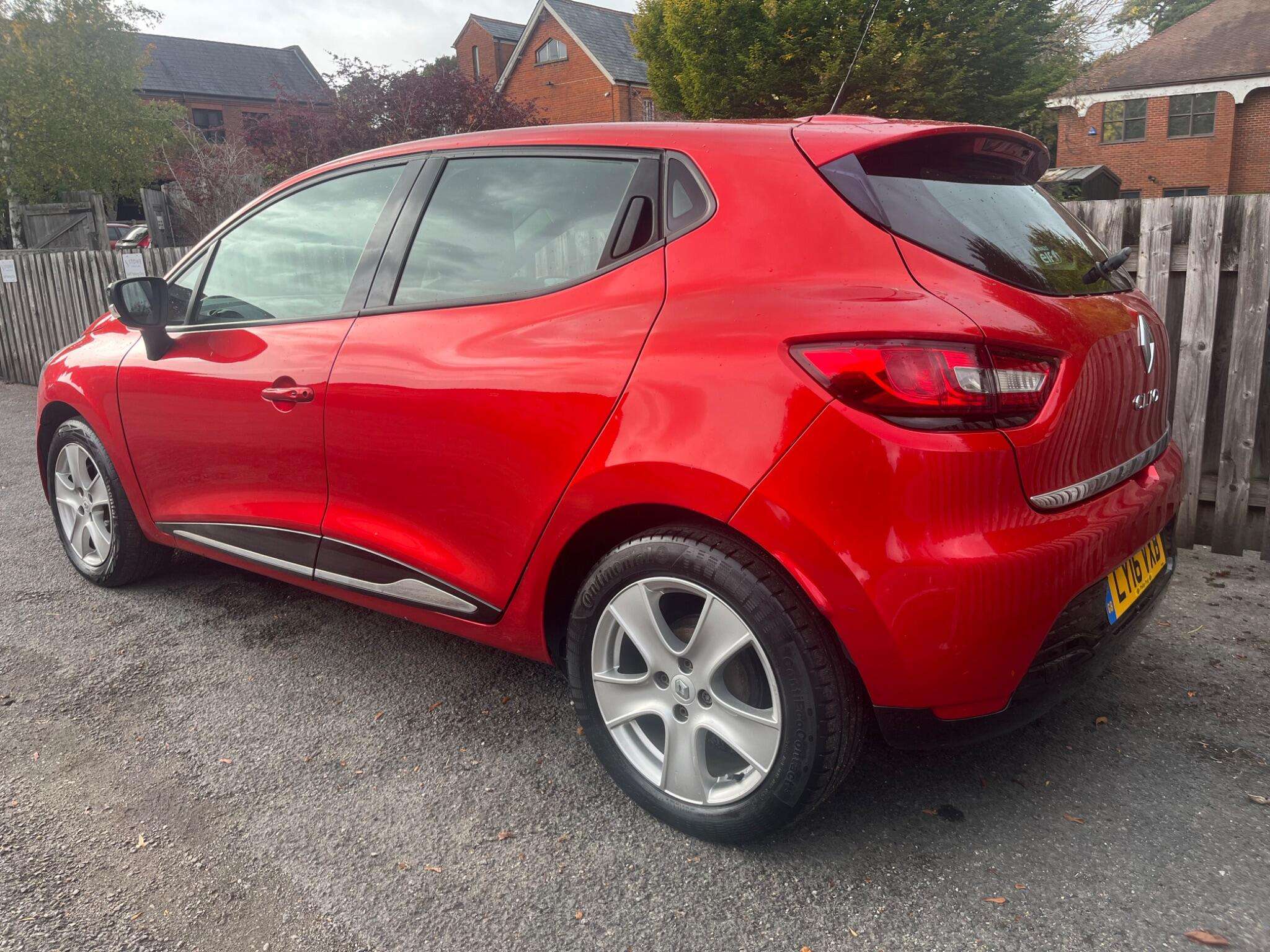 2016 RENAULT CLIO 2016 RENAULT CLIO