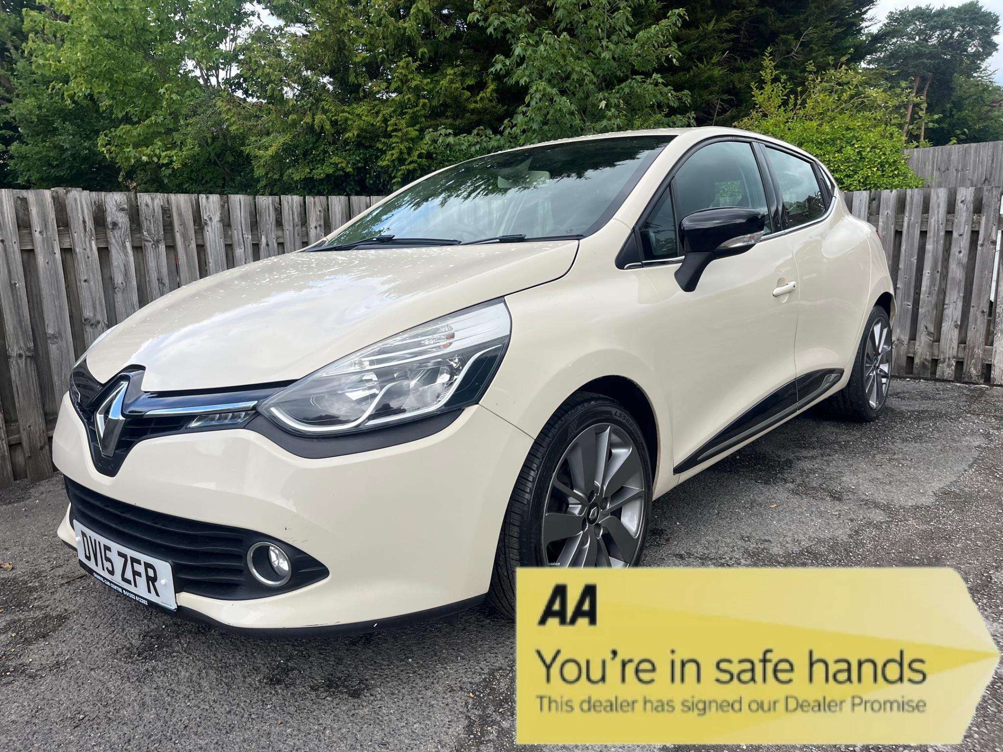 2015 RENAULT CLIO 2015 RENAULT CLIO