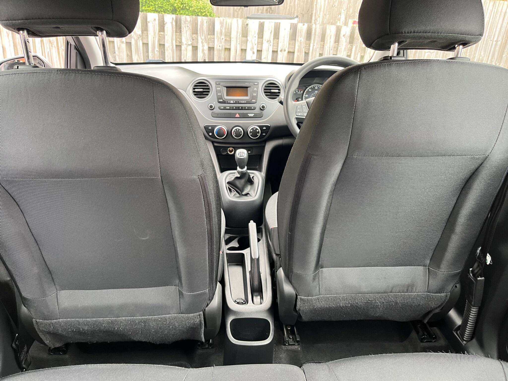 2017 HYUNDAI I10 2017 HYUNDAI I10