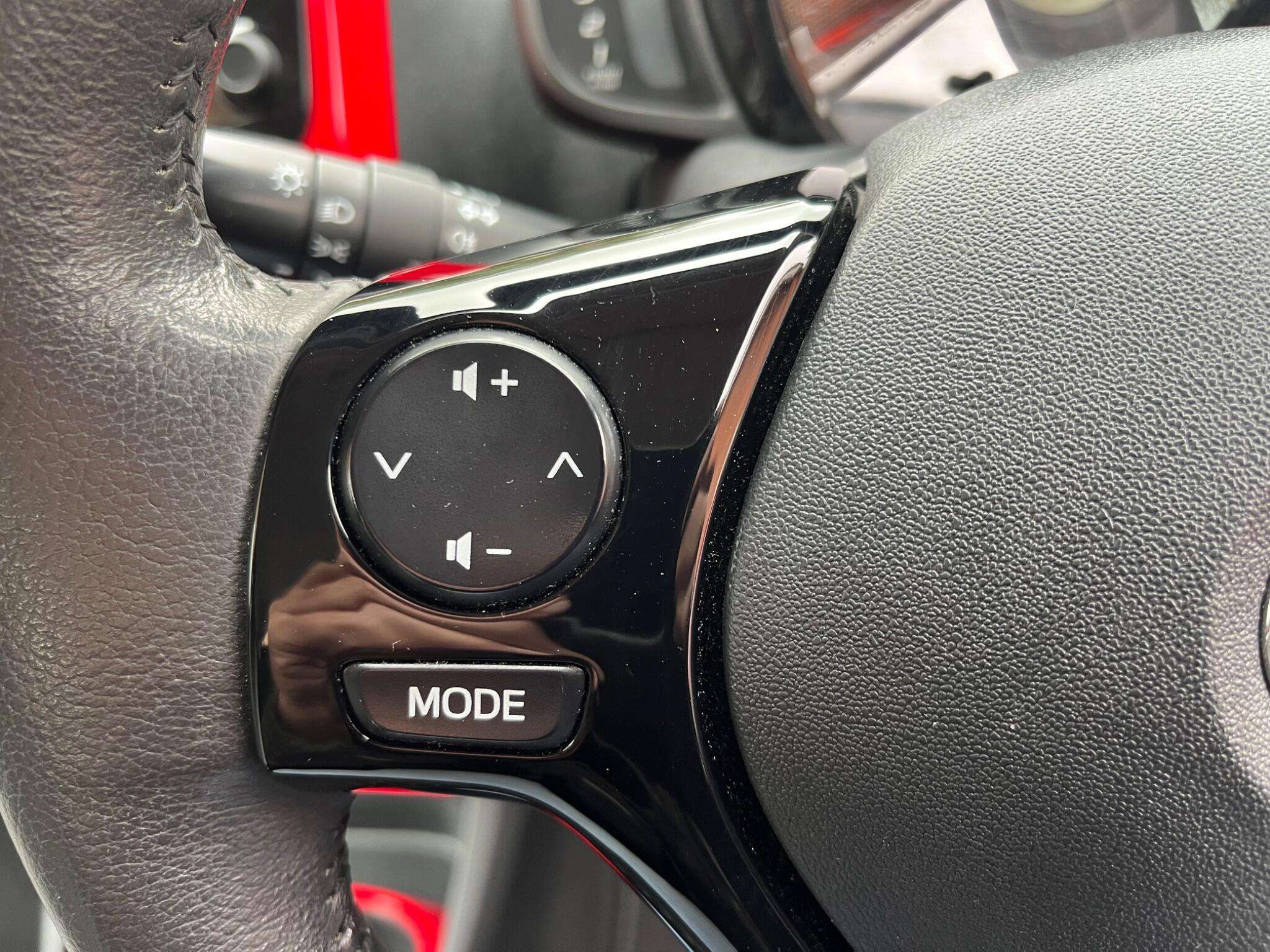 2014 TOYOTA AYGO 2014 TOYOTA AYGO