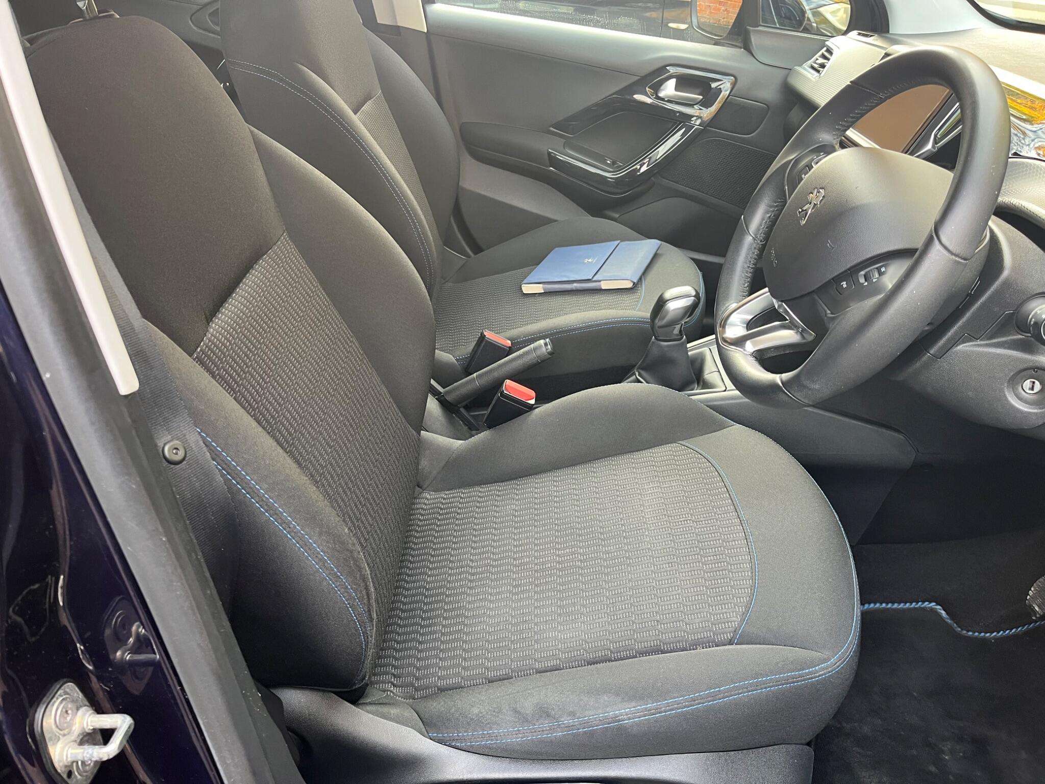 2018 PEUGEOT 208 2018 PEUGEOT 208