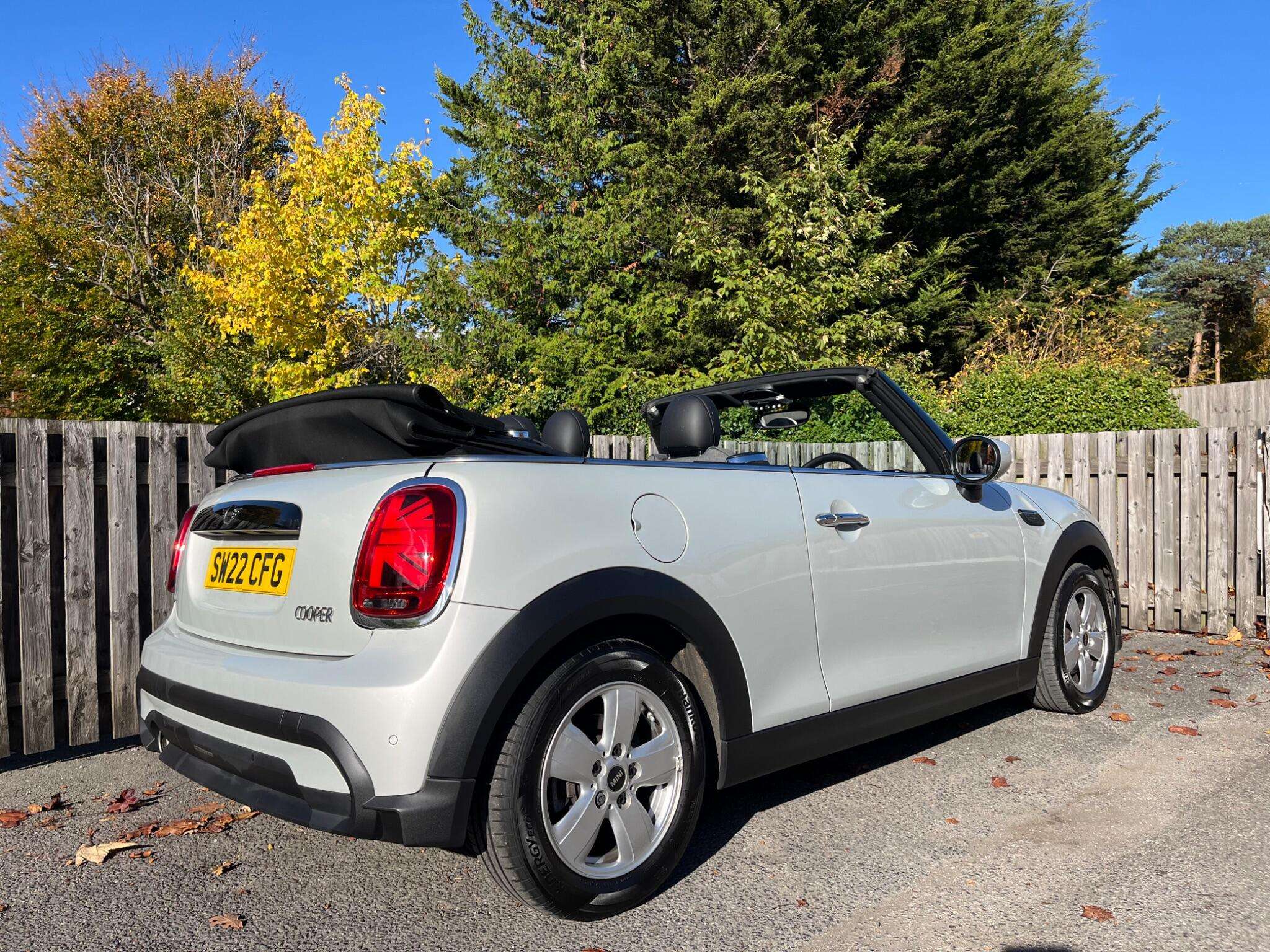 2022 MINI CONVERTIBLE 2022 MINI CONVERTIBLE