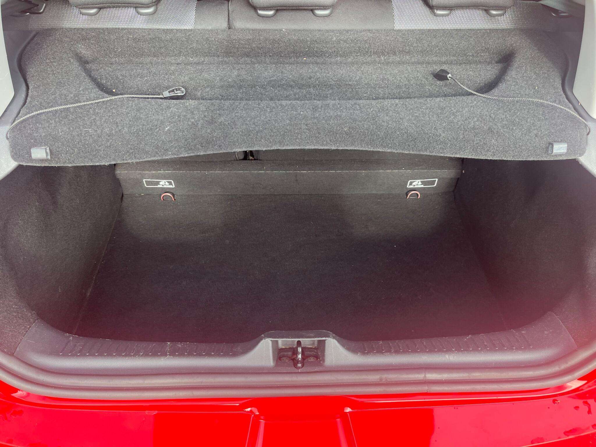 2016 RENAULT CLIO 2016 RENAULT CLIO