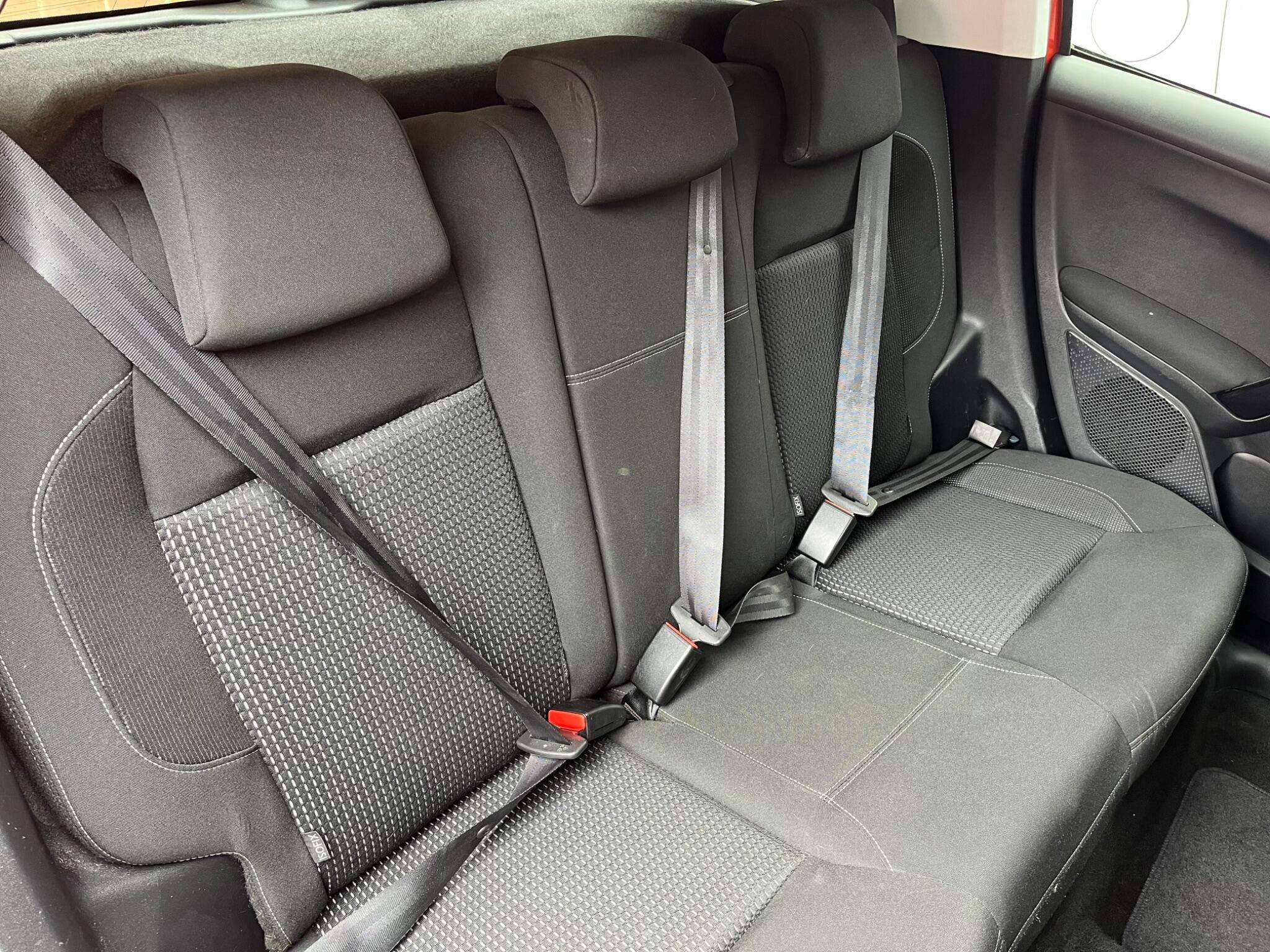 2017 PEUGEOT 208 2017 PEUGEOT 208